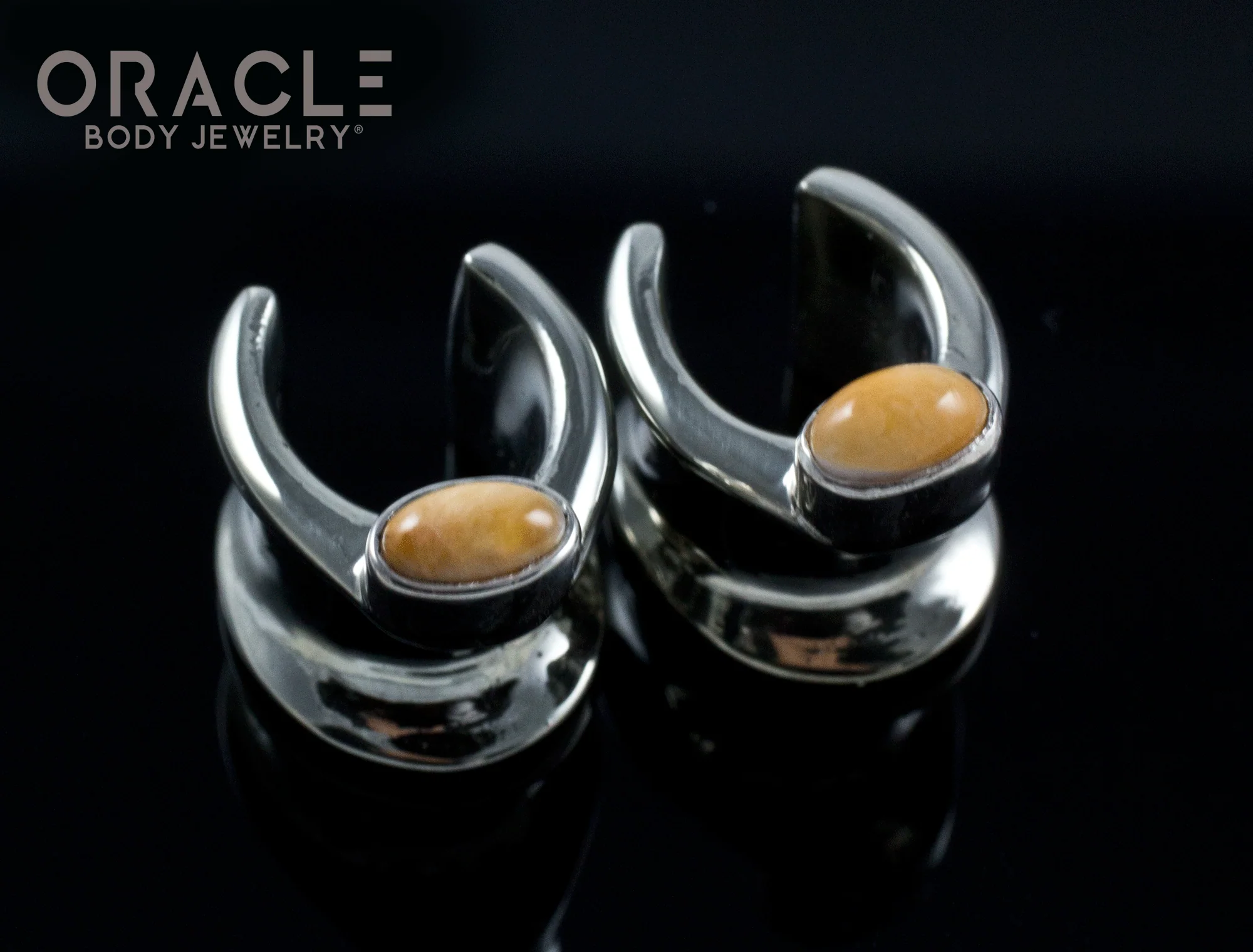00g (9.5mm) White Brass Saddles with Spiny Oyster - Image 2