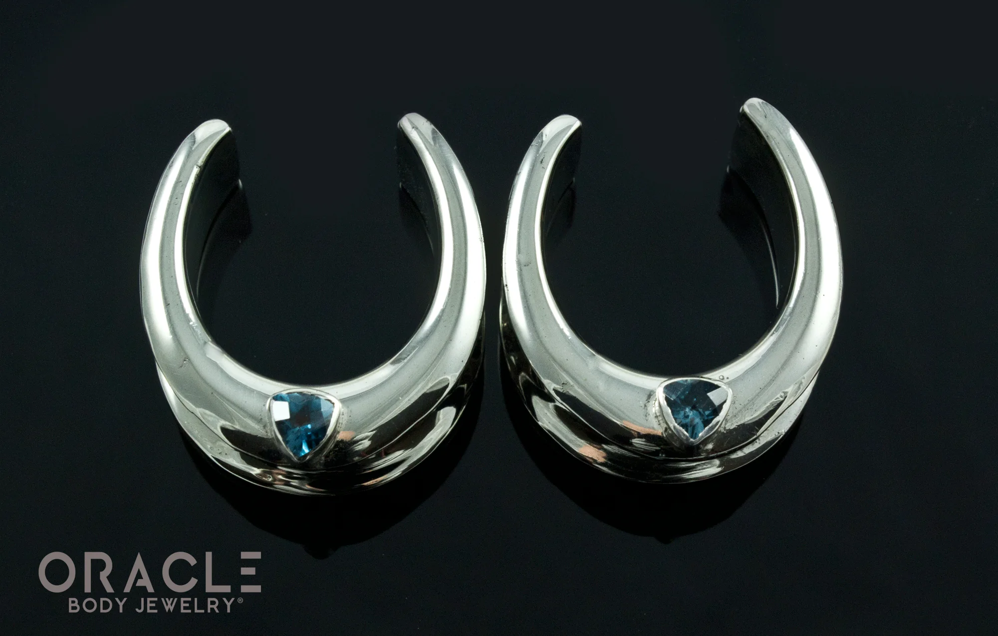 1" (25mm) White Brass Saddles with London Blue Topaz