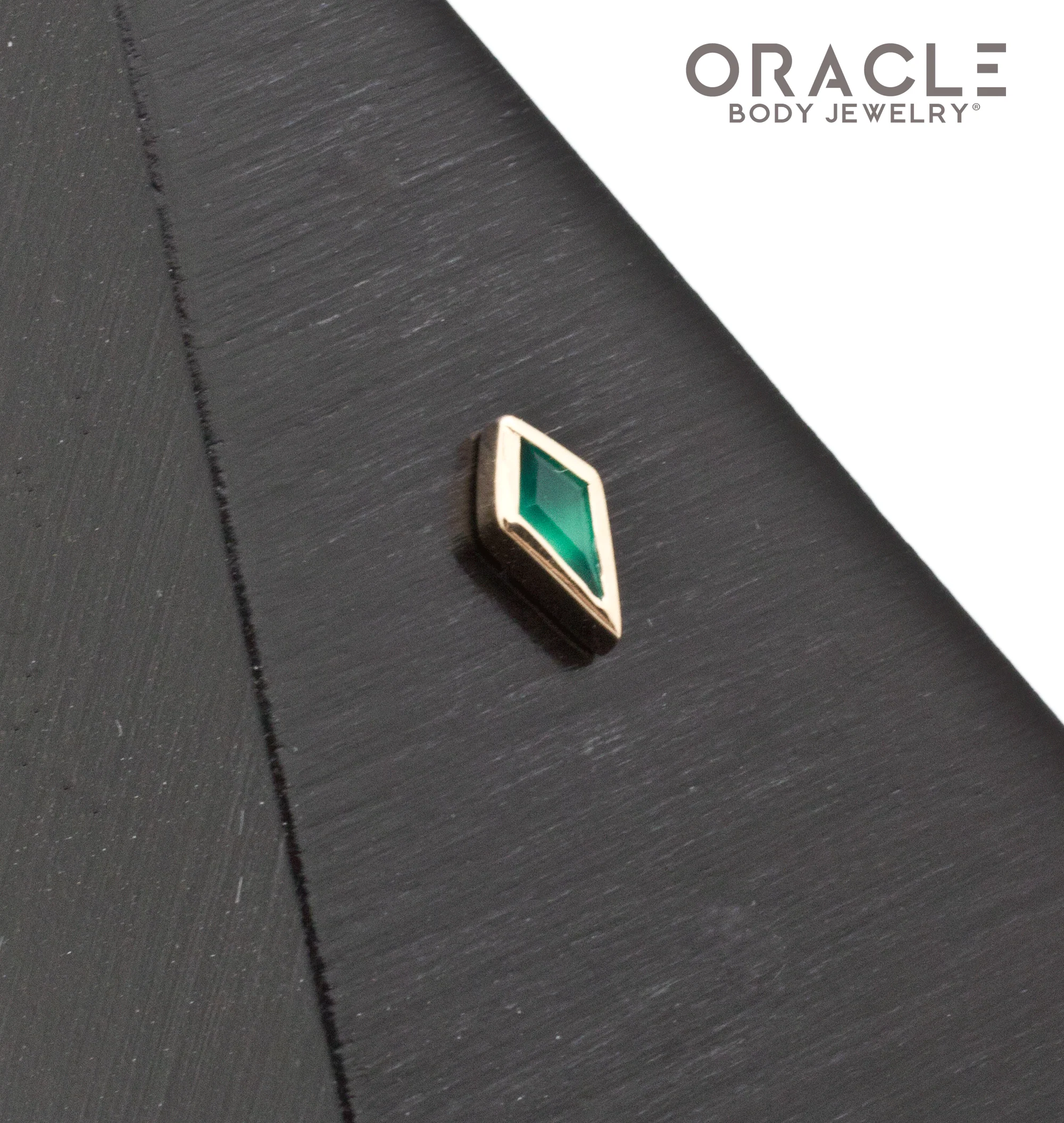 14k Yellow Gold Chrysoprase Drift Threadless End - Image 2