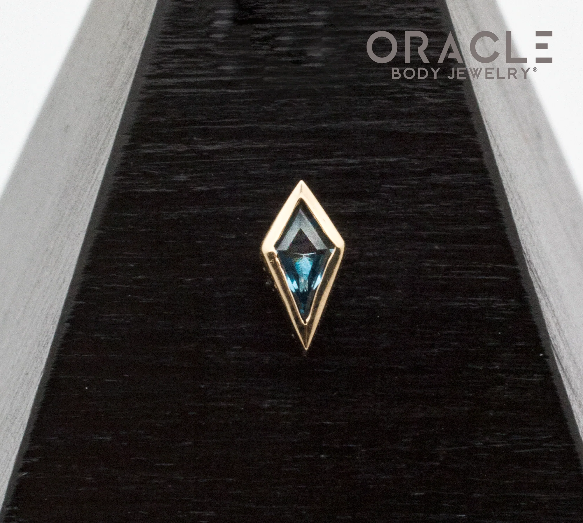 14k Yellow Gold London Blue Topaz Drift Threadless End