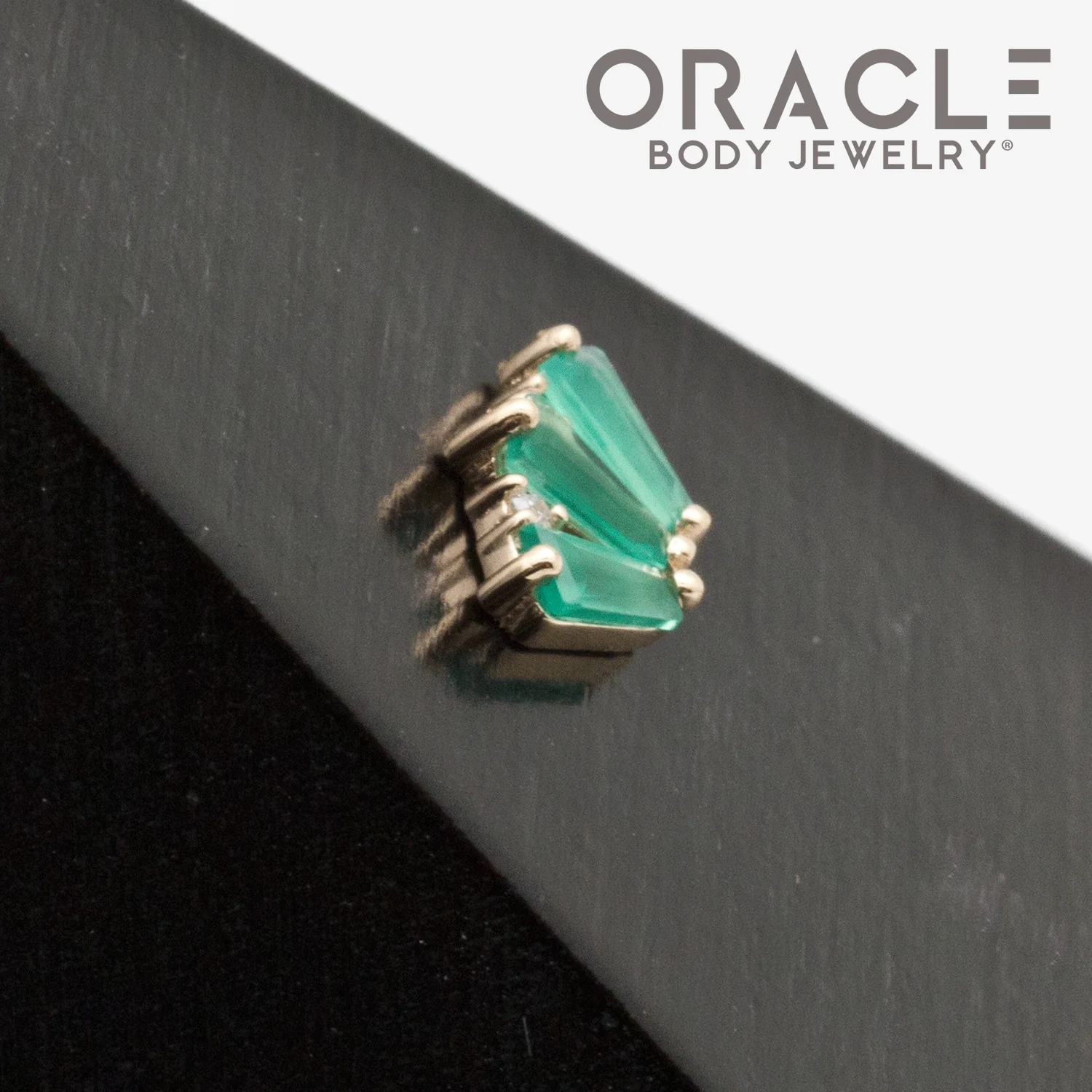 14k Yellow Gold Triple Crown Chrysoprase and Diamonds Threadless End - Image 3