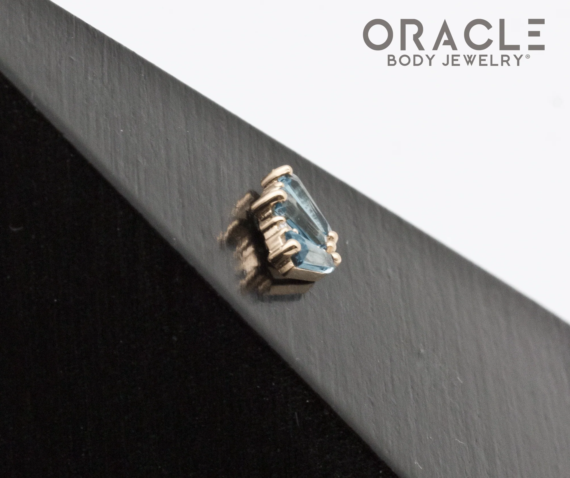 14k Yellow Gold Triple Crown London Blue Topaz and Diamonds Threadless End - Image 3