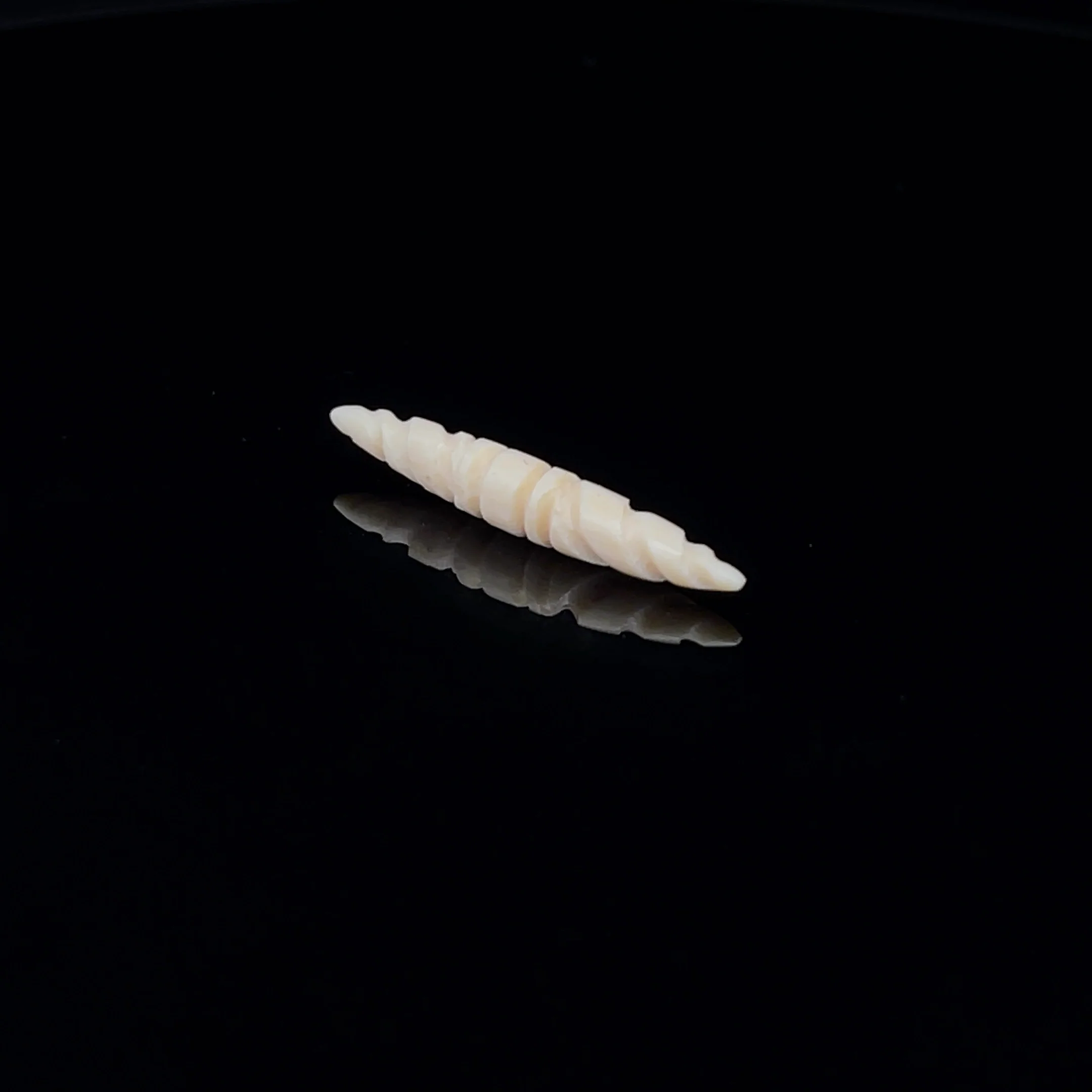6g (4mm) Fossilized Mammoth Carved Ivory Short Septum Spike