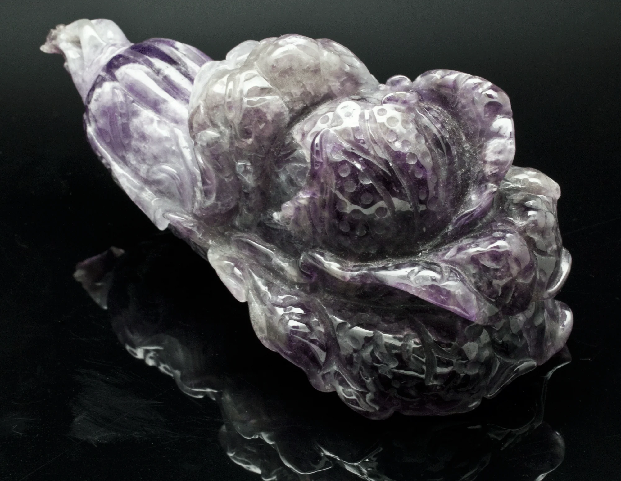 Amethyst Carved Flower - Image 5