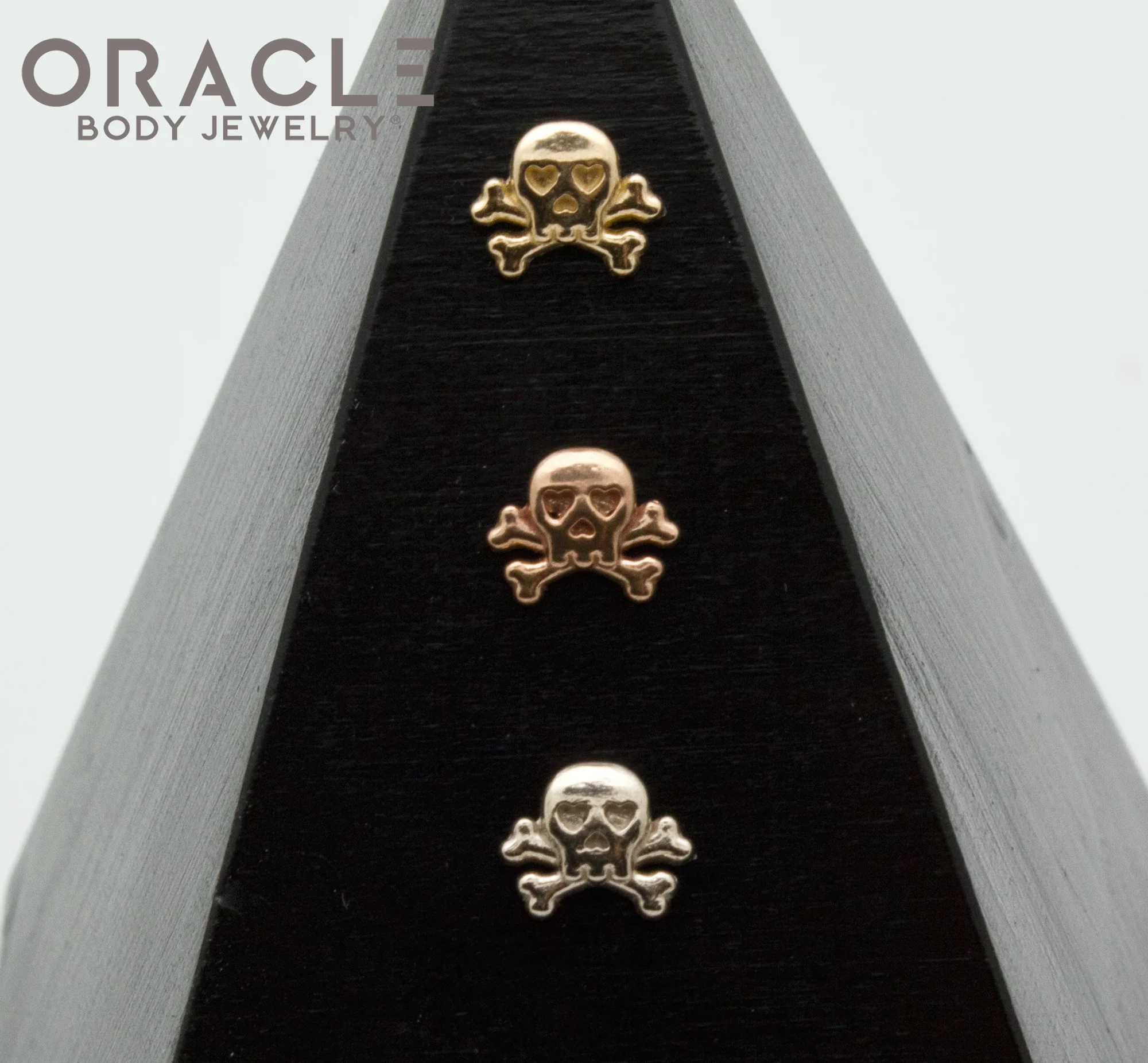14k Gold Jolly Roger Threadless End