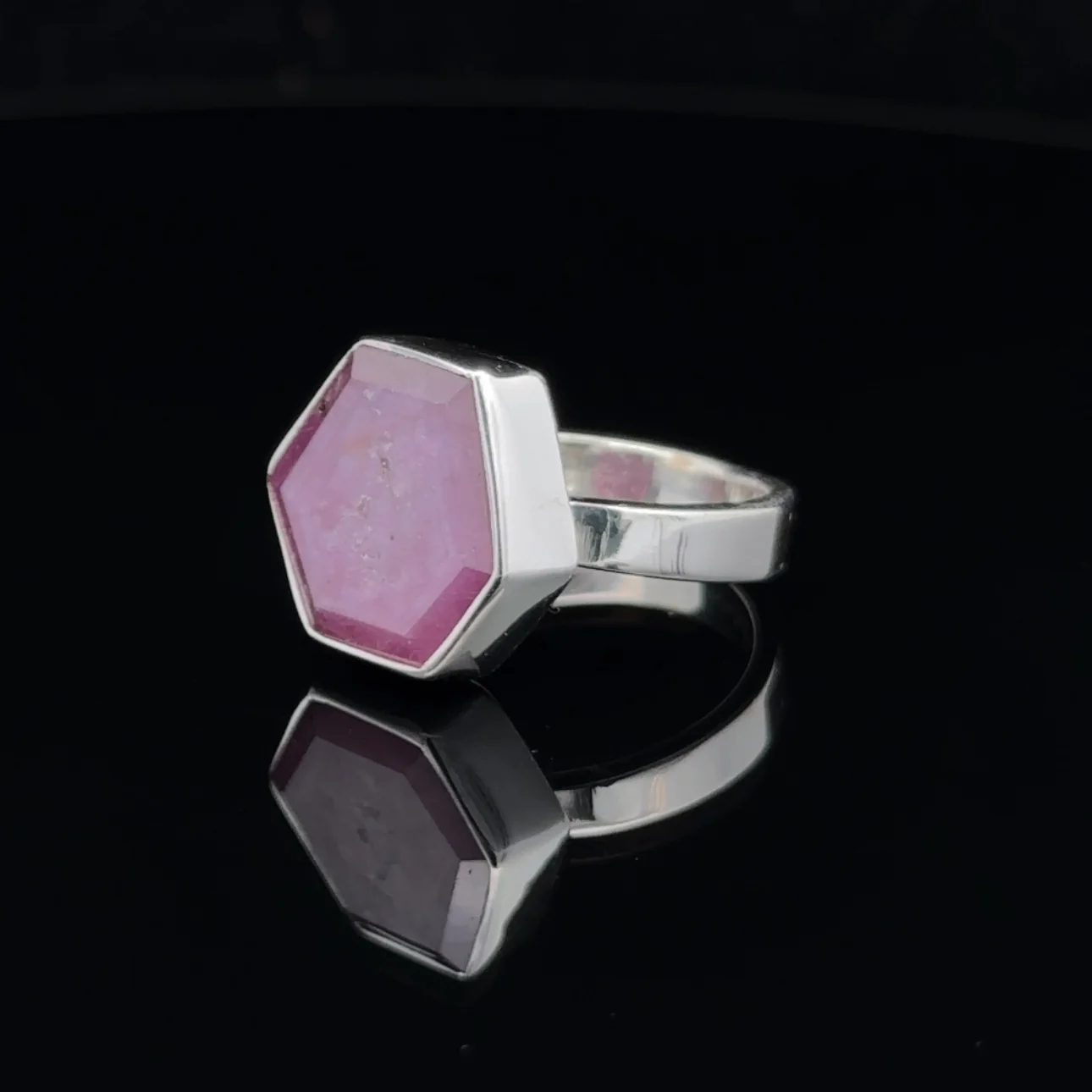 Sterling Silver Star Ruby Ring Size 6 - Image 3