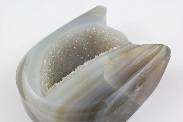 Kitty Cat Grey Agate Geode Carving - Image 3