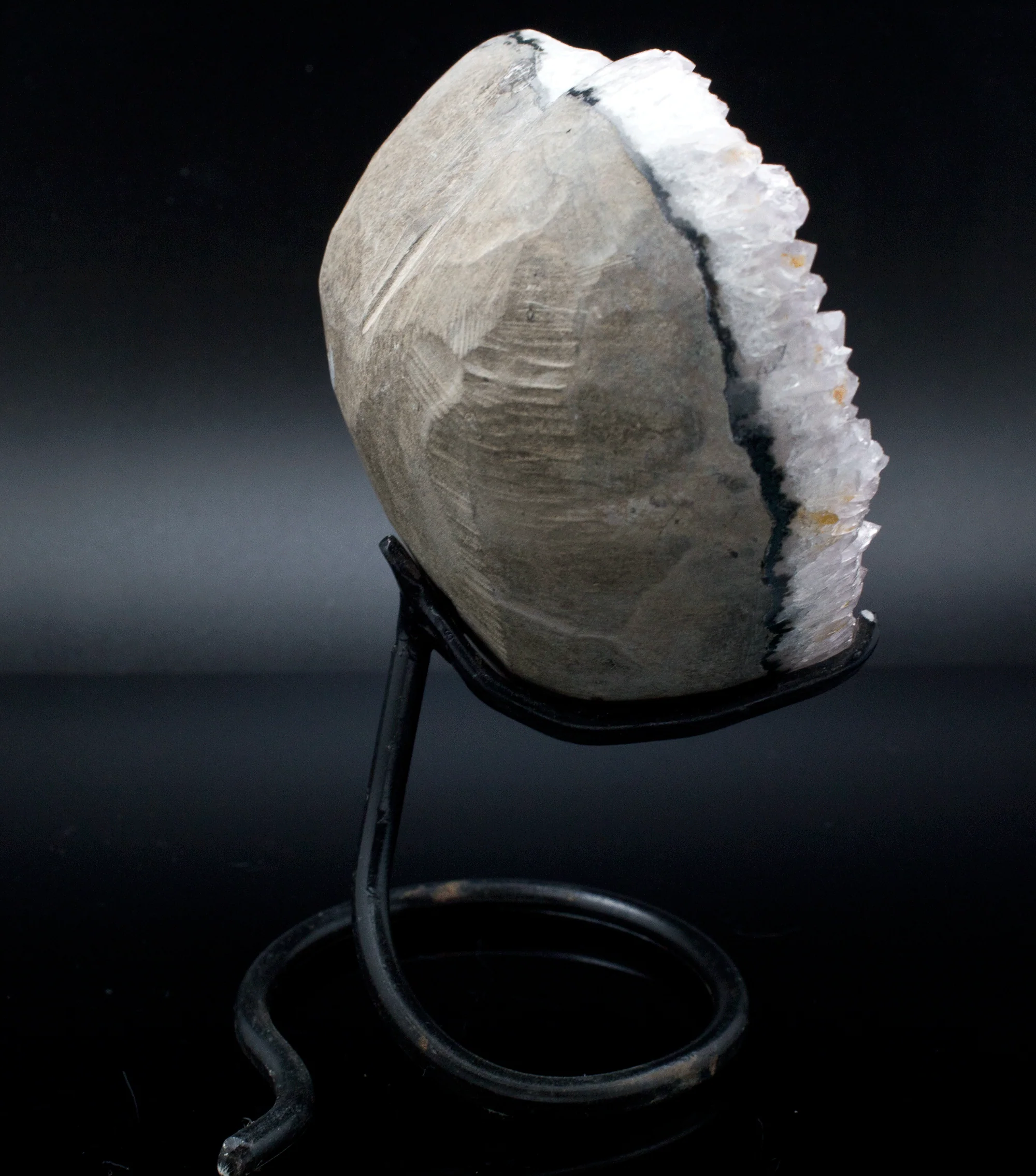 Large Amethyst Heart on Stand - Image 3