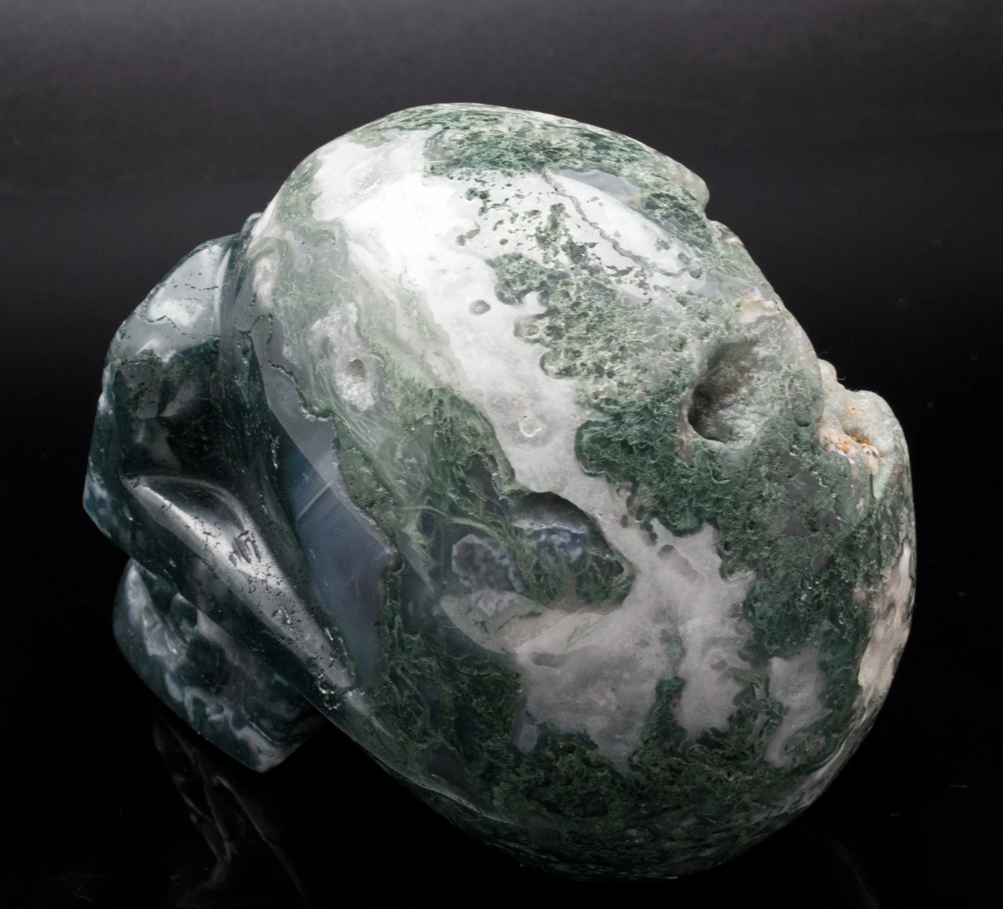 Moss Agate Carved Skull - Image 4