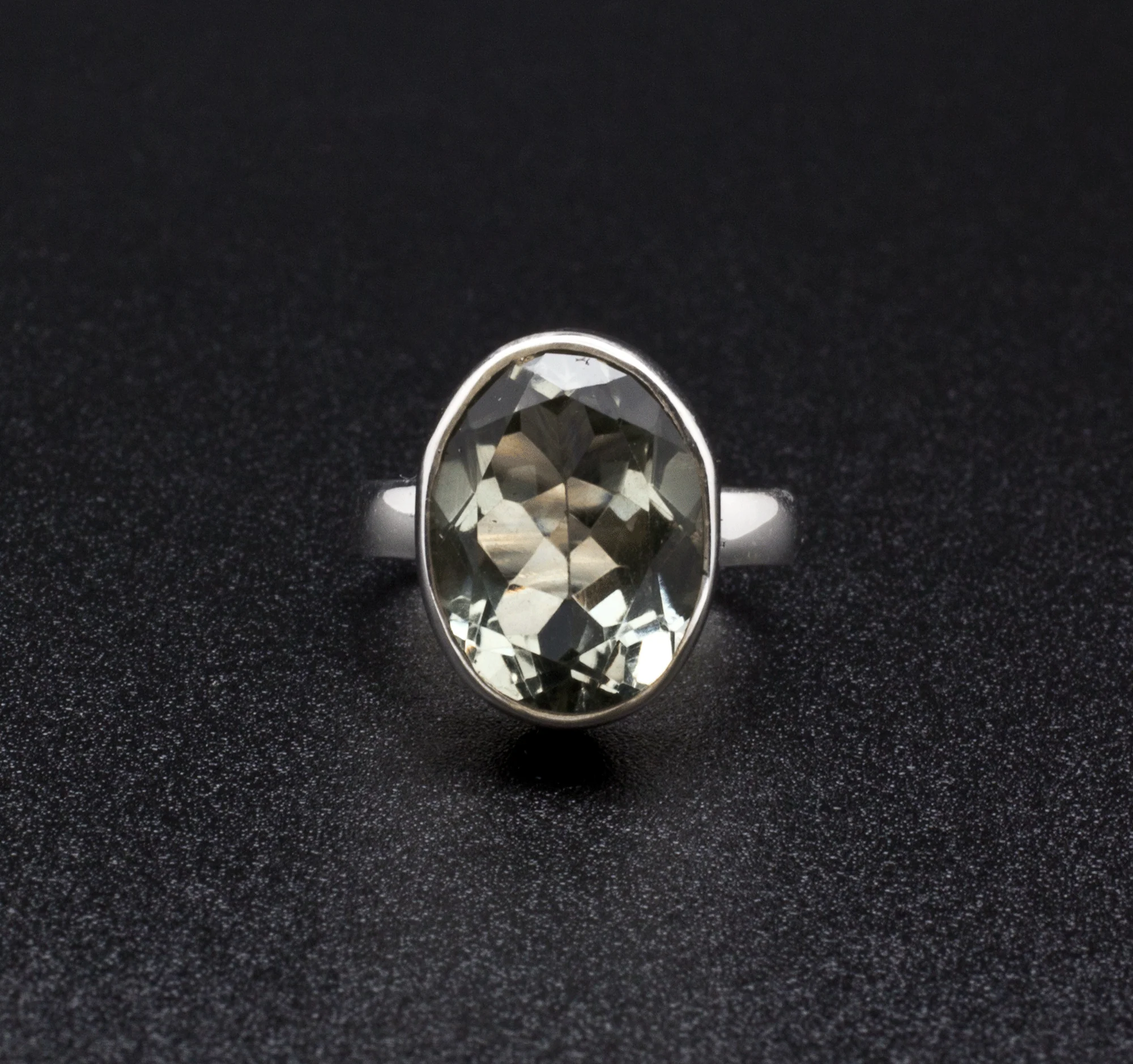 Sterling Silver Green Amethyst Ring Size 7