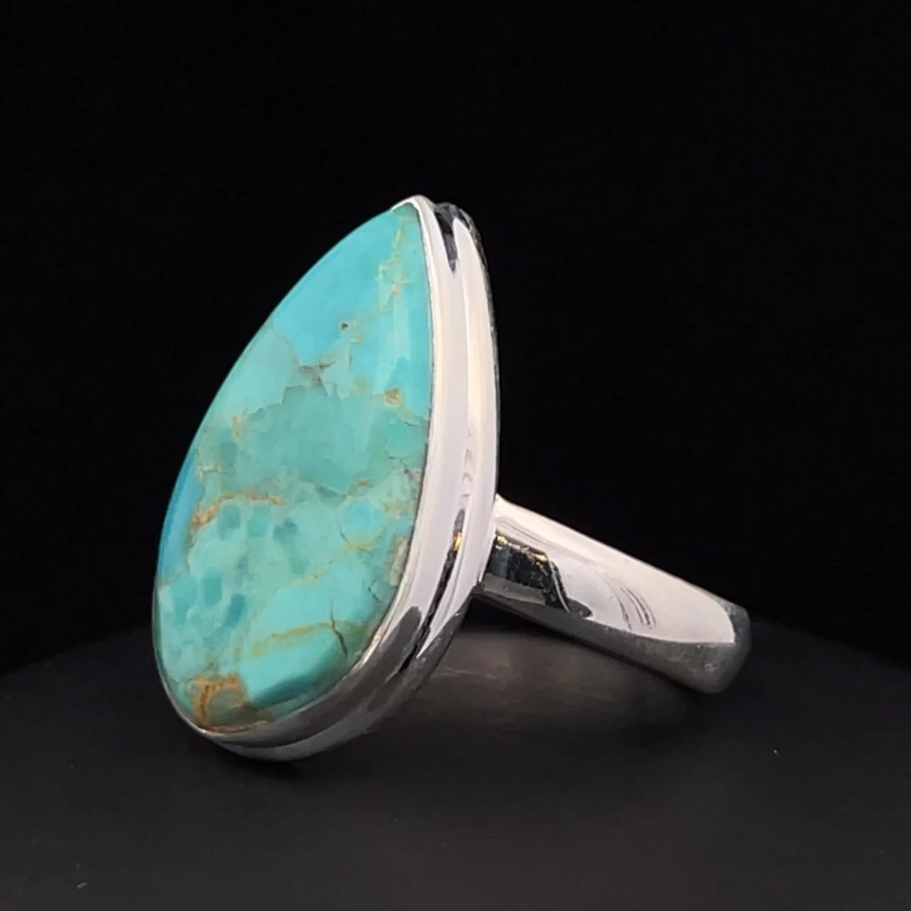 Sterling Silver Kingman Turquoise Ring Size 7 - Image 3