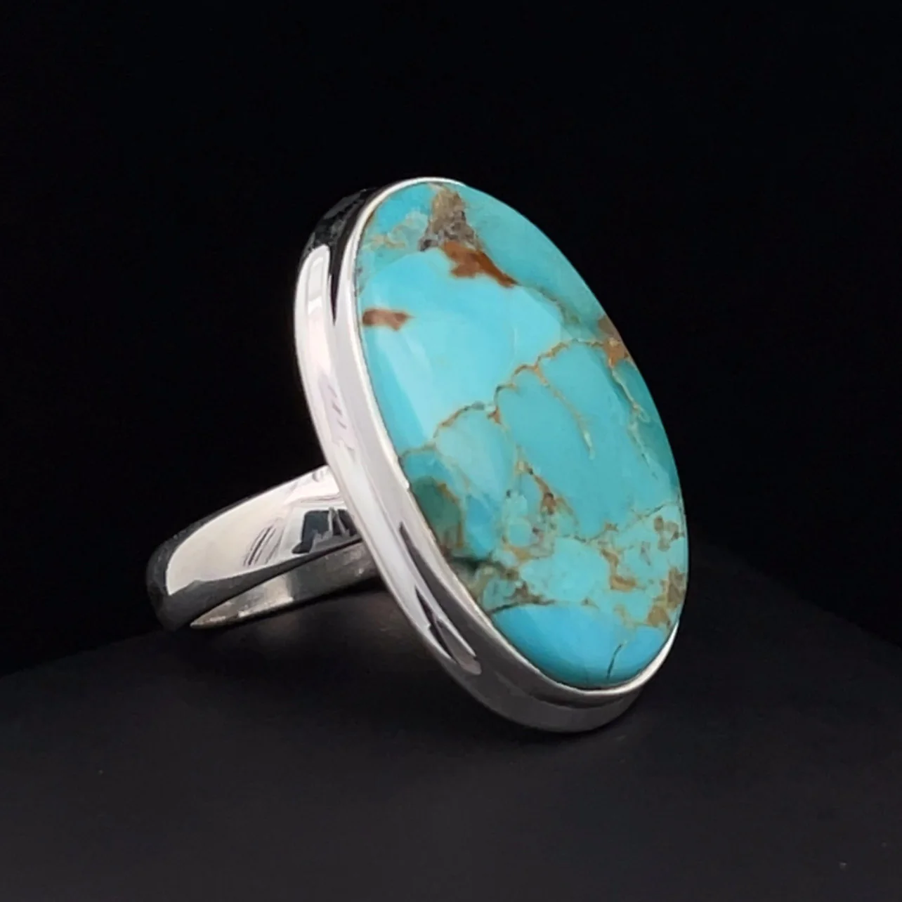 Sterling Silver Kingman Turquoise Ring Size 7 - Image 2