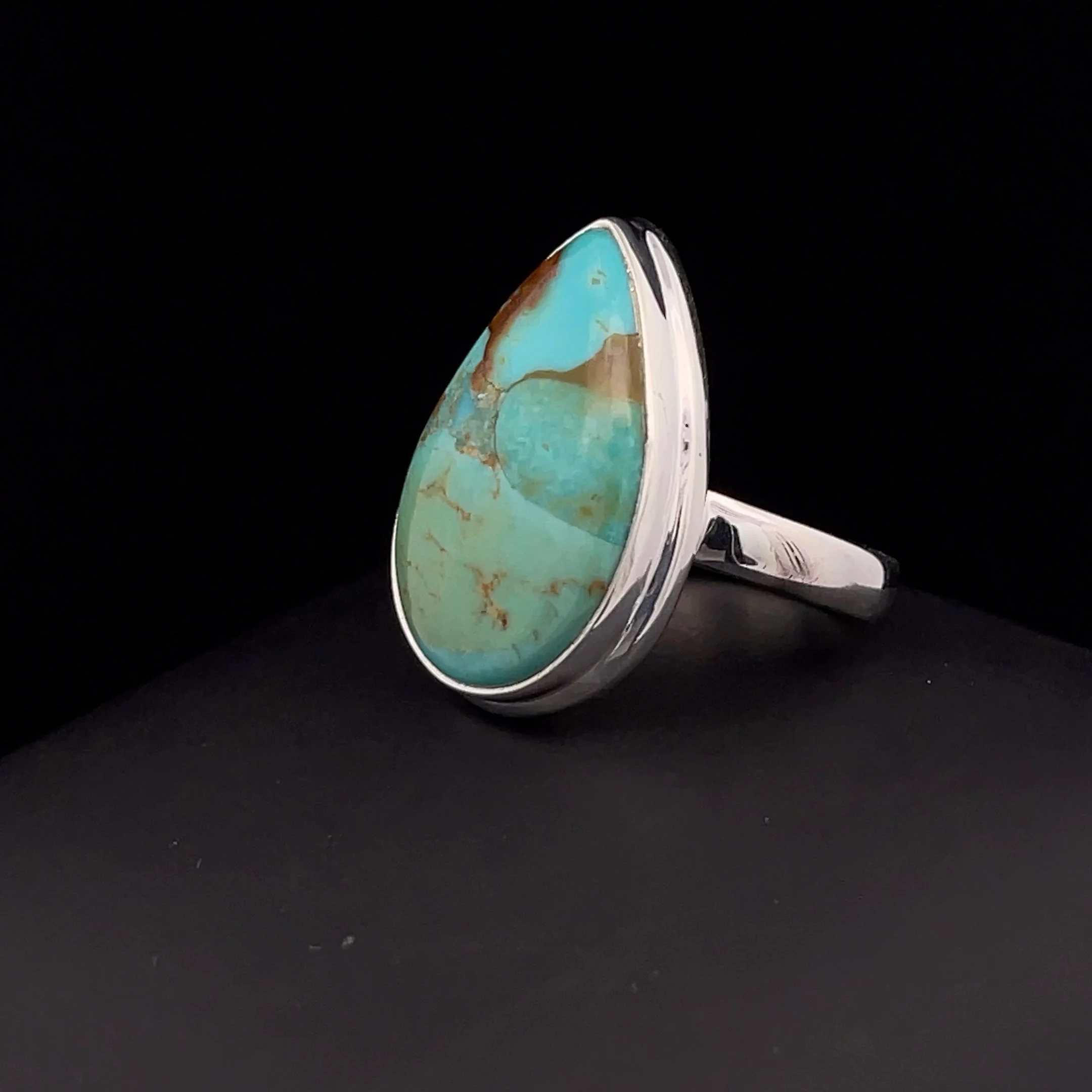 Sterling Silver Kingman Turquoise Ring Size 7 - Image 3