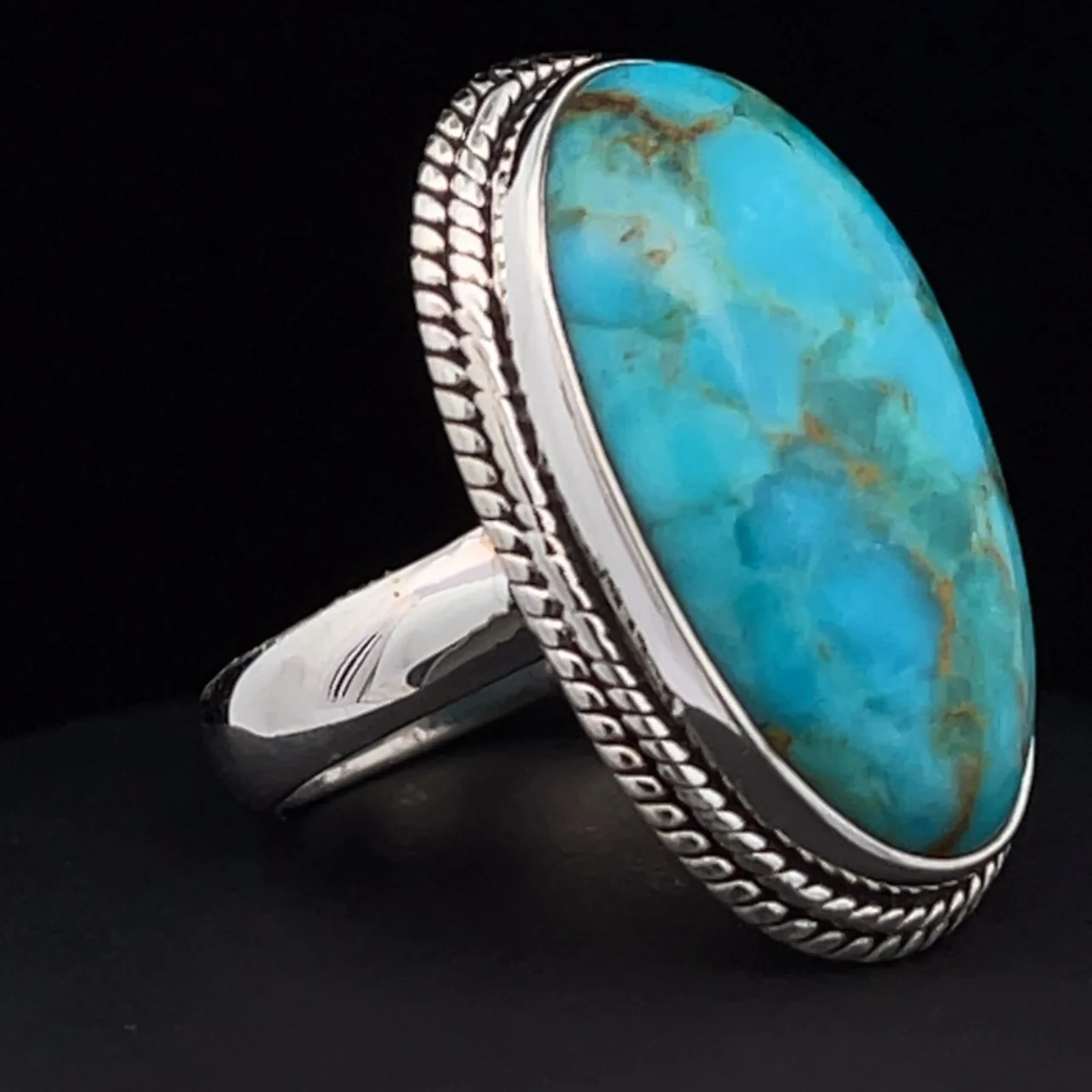 Sterling Silver Kingman Turquoise Ring Size 7 - Image 2
