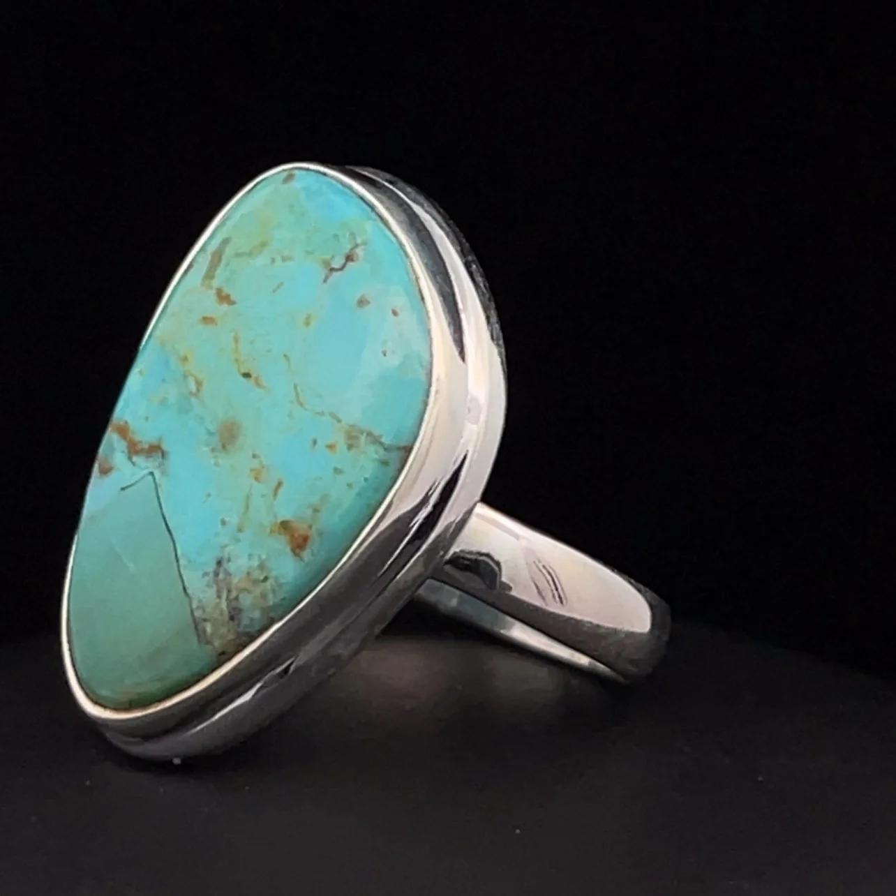 Sterling Silver Kingman Turquoise Ring Size 7 - Image 3
