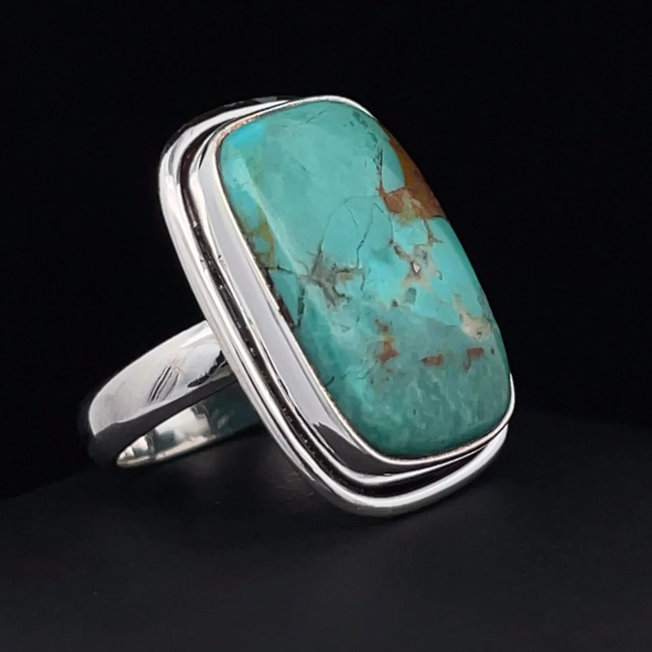 Sterling Silver Kingman Turquoise Ring Size 7 - Image 2