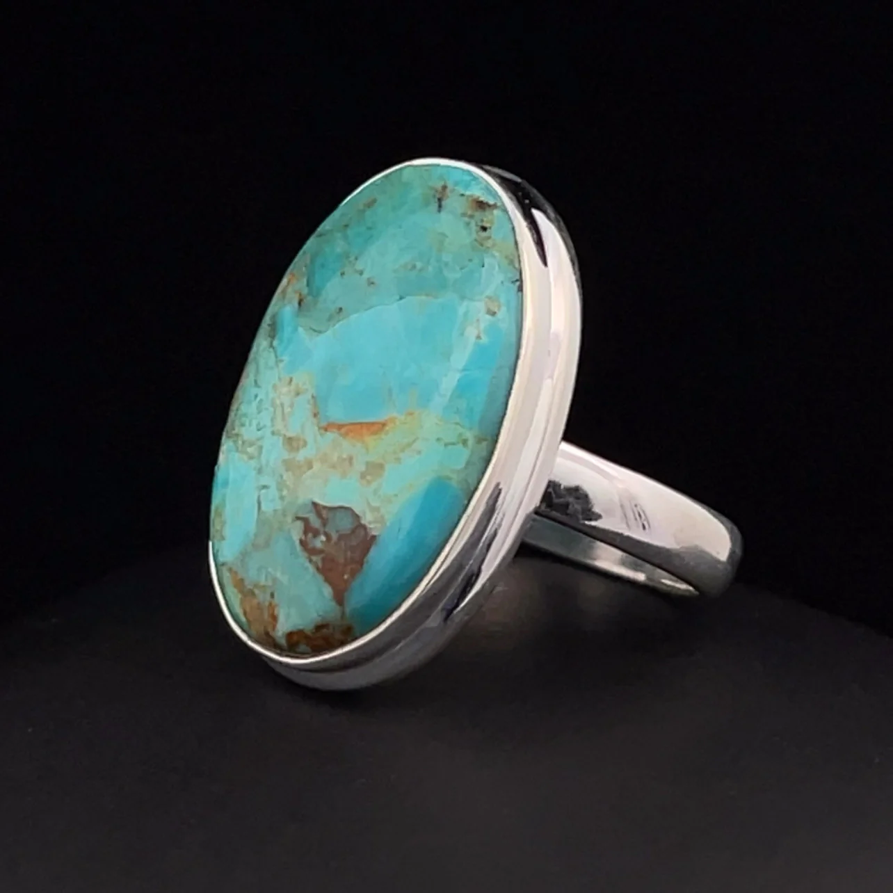 Sterling Silver Kingman Turquoise Ring Size 8 - Image 2