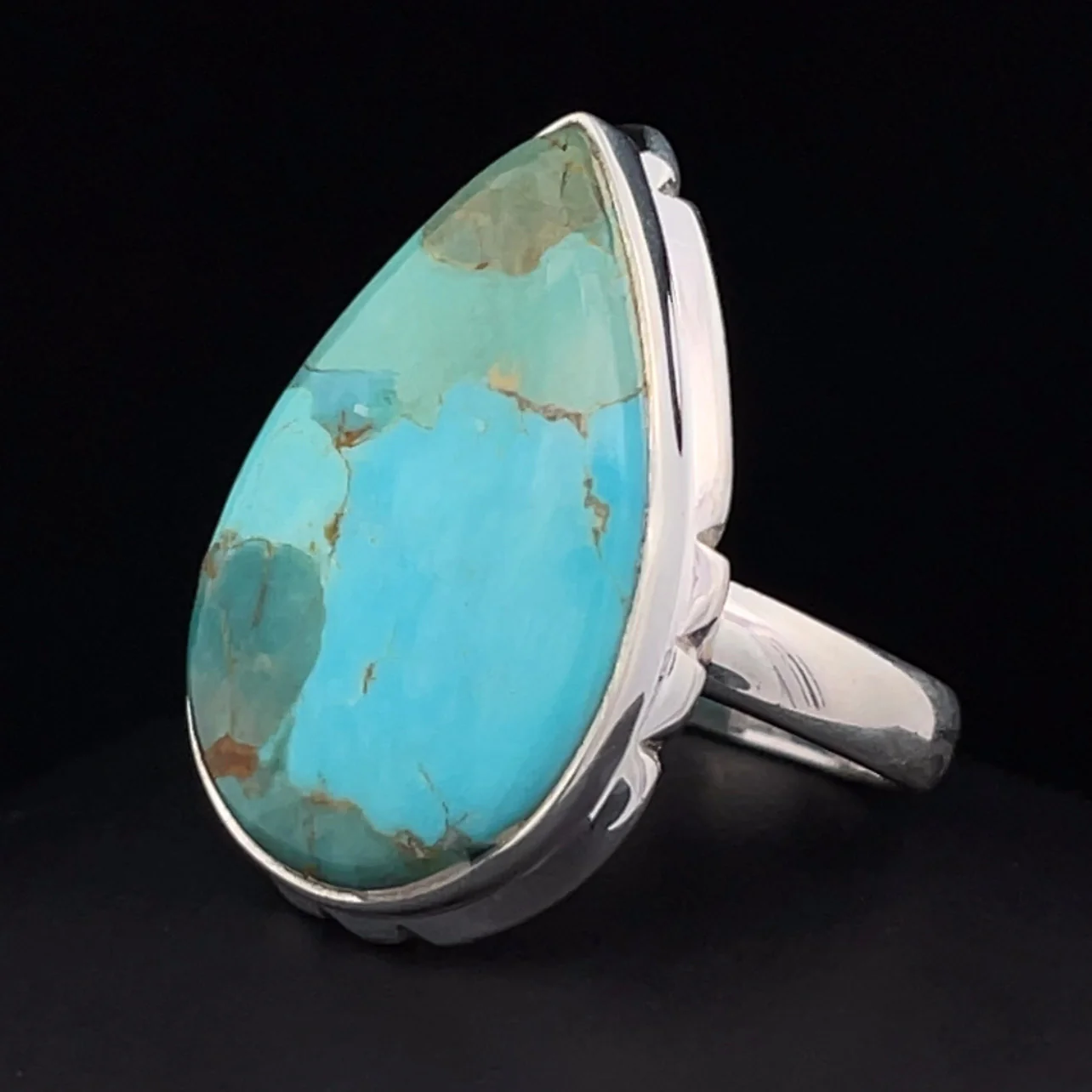 Sterling Silver Kingman Turquoise Ring Size 8 - Image 3