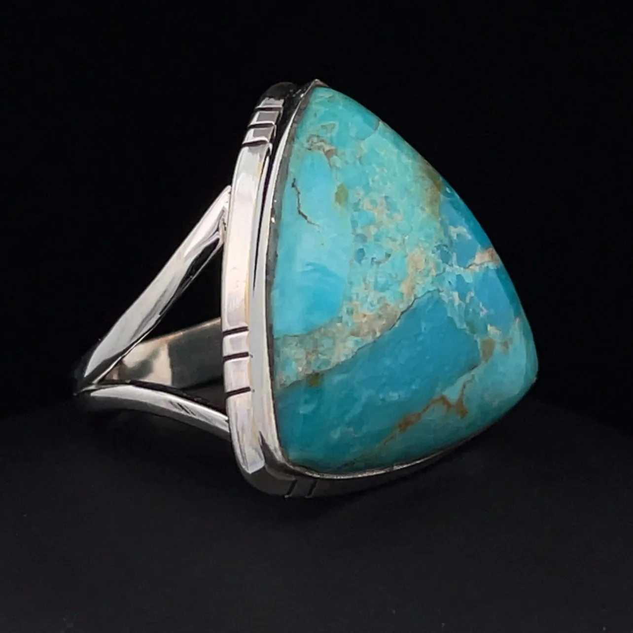 Sterling Silver Kingman Turquoise Ring Size 8 - Image 2