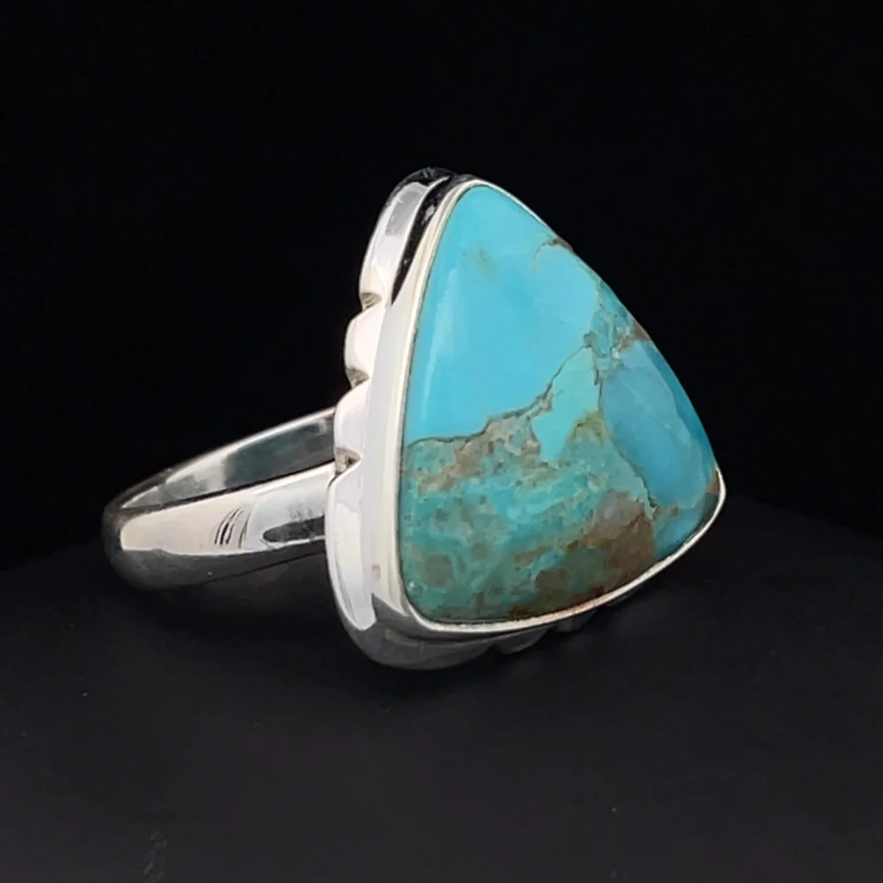 Sterling Silver Kingman Turquoise Ring Size 8 - Image 2