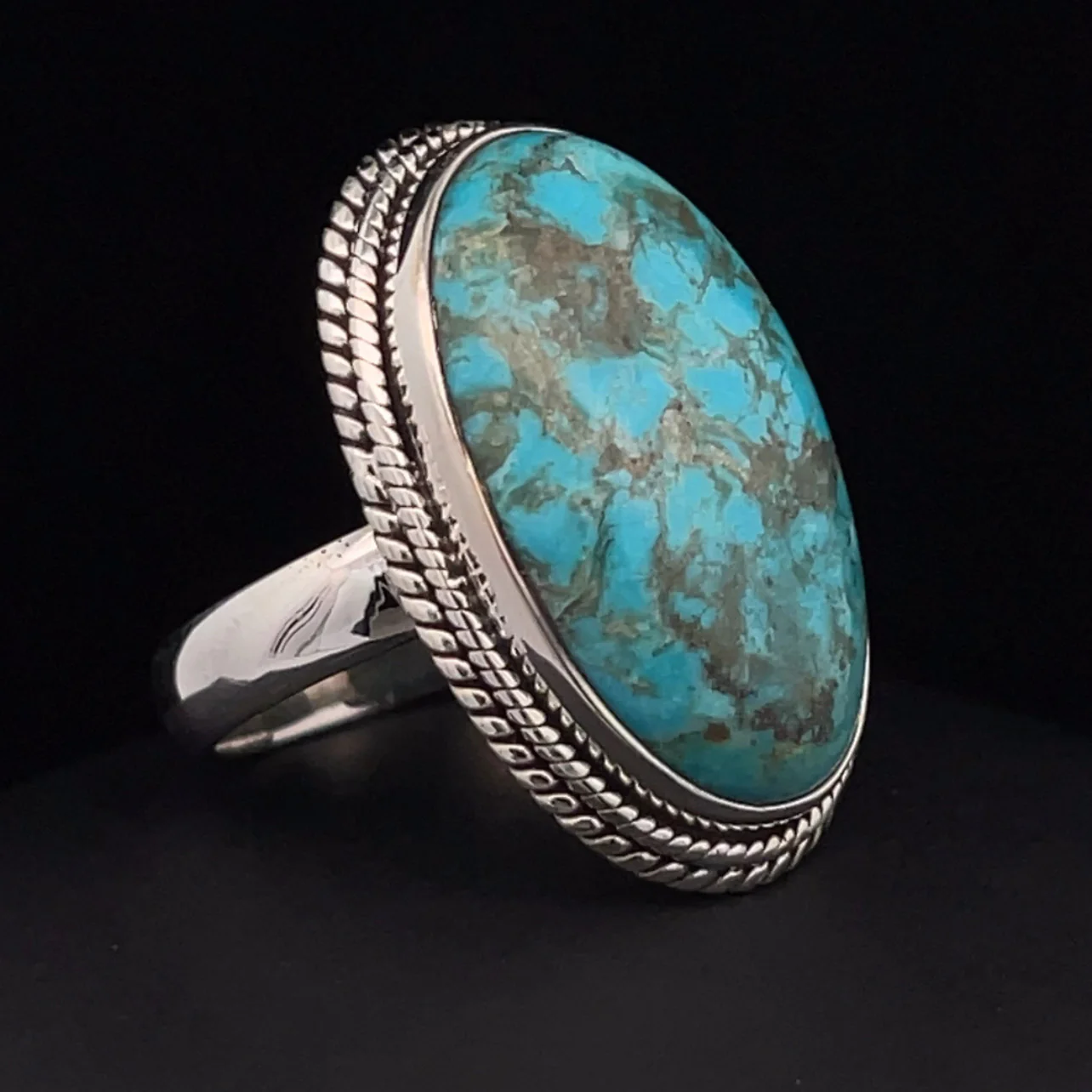 Sterling Silver Kingman Turquoise Ring Size 8 - Image 2