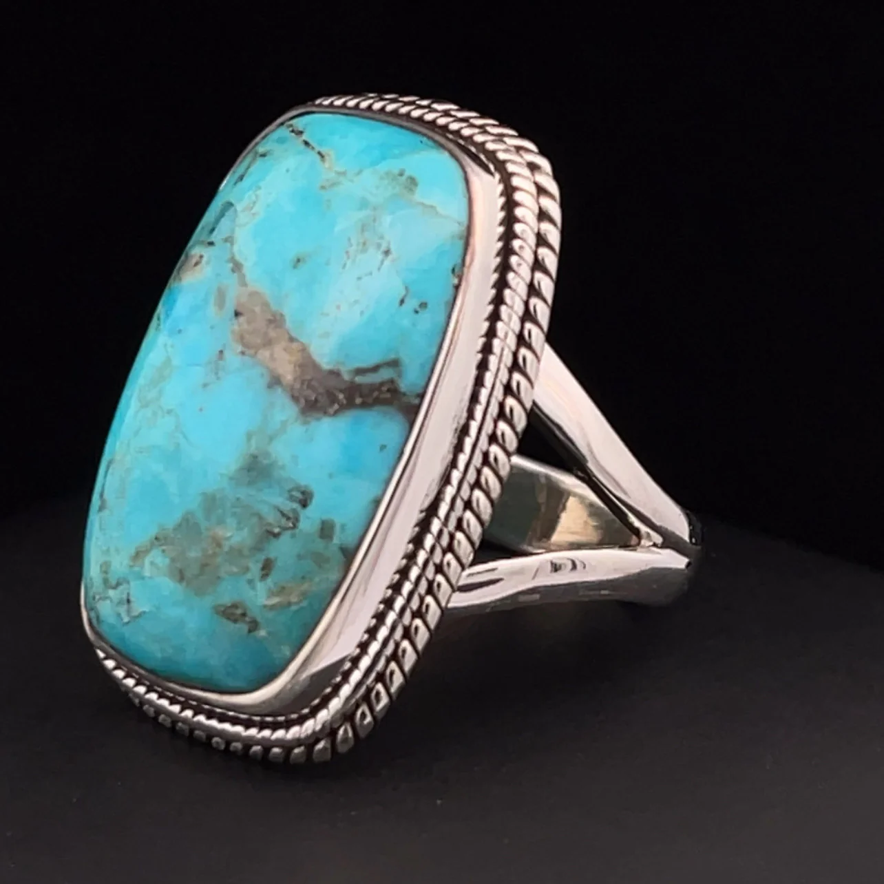 Sterling Silver Kingman Turquoise Ring Size 7 - Image 3