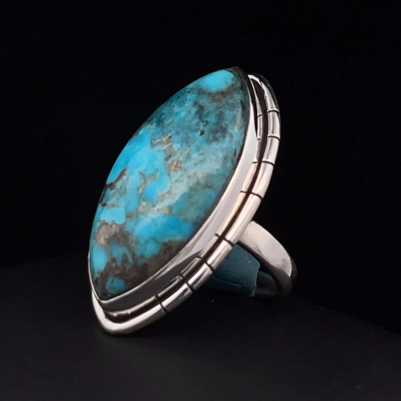 Sterling Silver Kingman Turquoise Ring Size 5 - Image 3