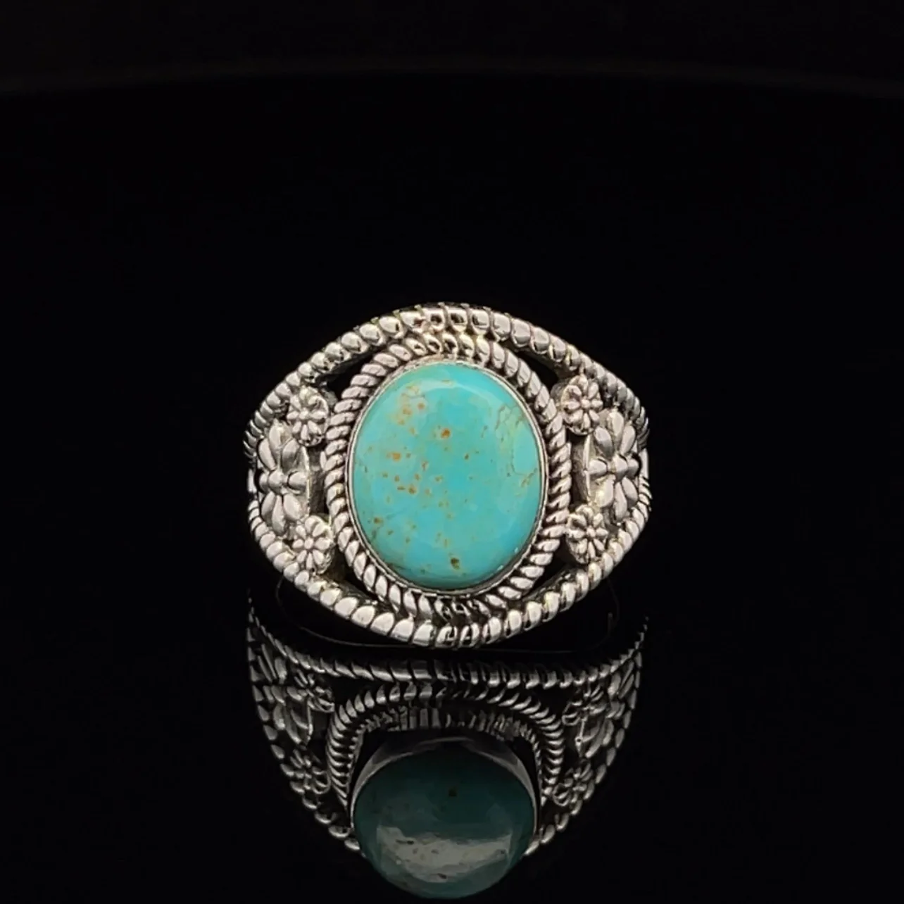 Sterling Silver Kingman Turquoise Ring Size 7
