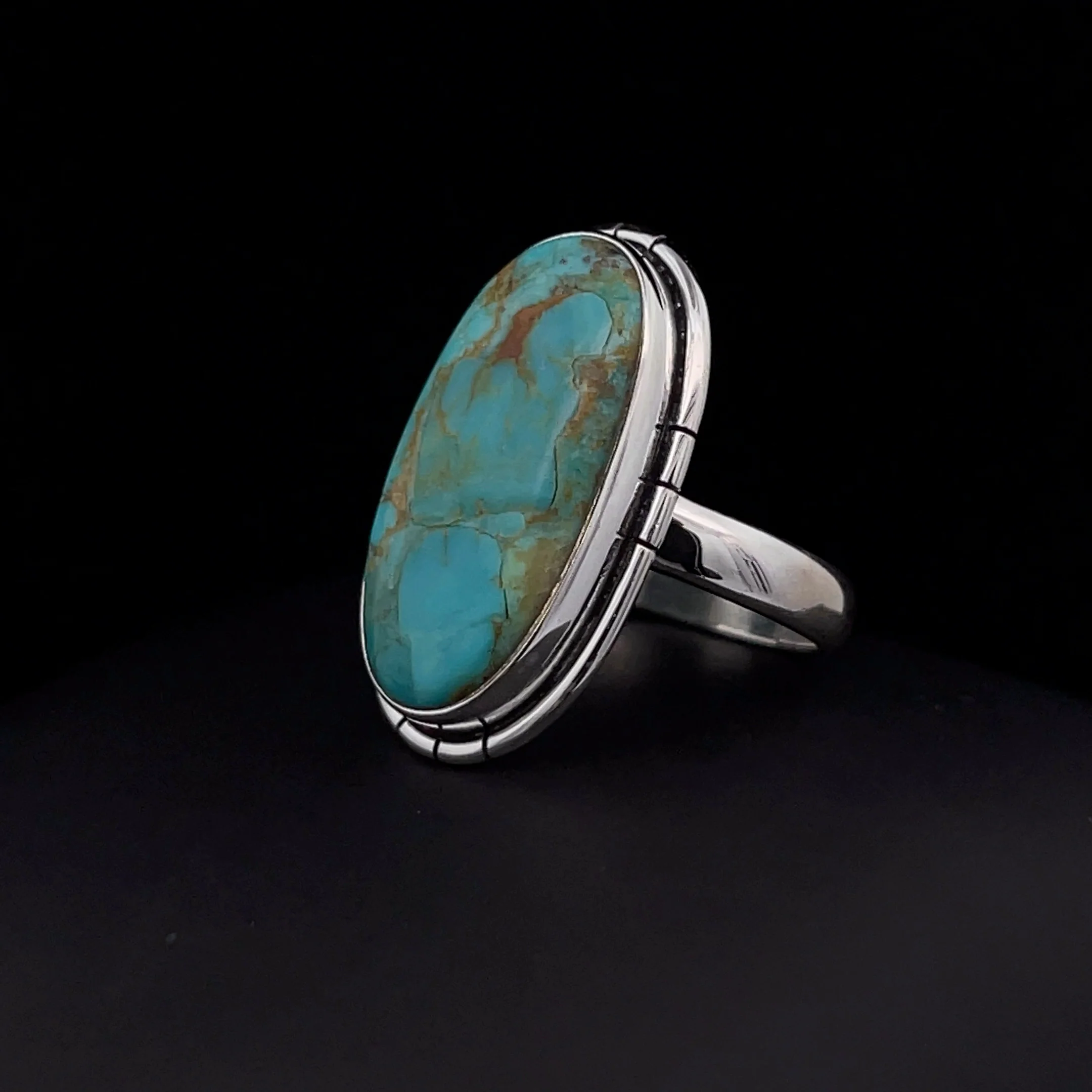 Sterling Silver Kingman Turquoise Ring Size 7 - Image 3