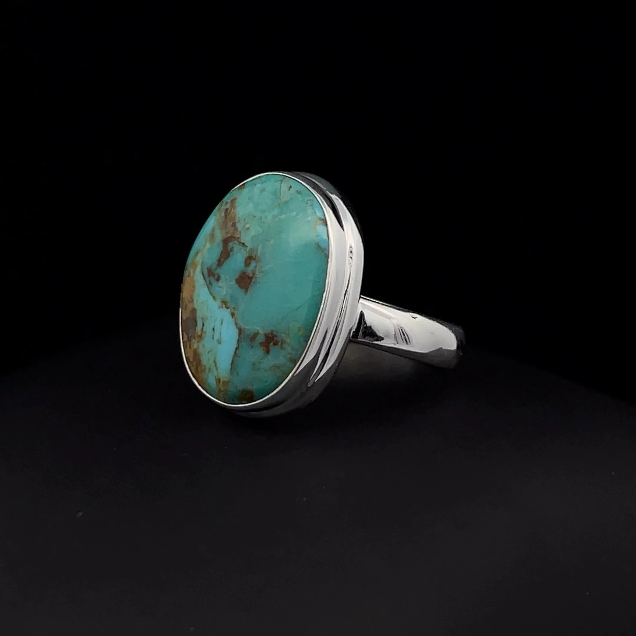 Sterling Silver Kingman Turquoise Ring Size 7 - Image 3