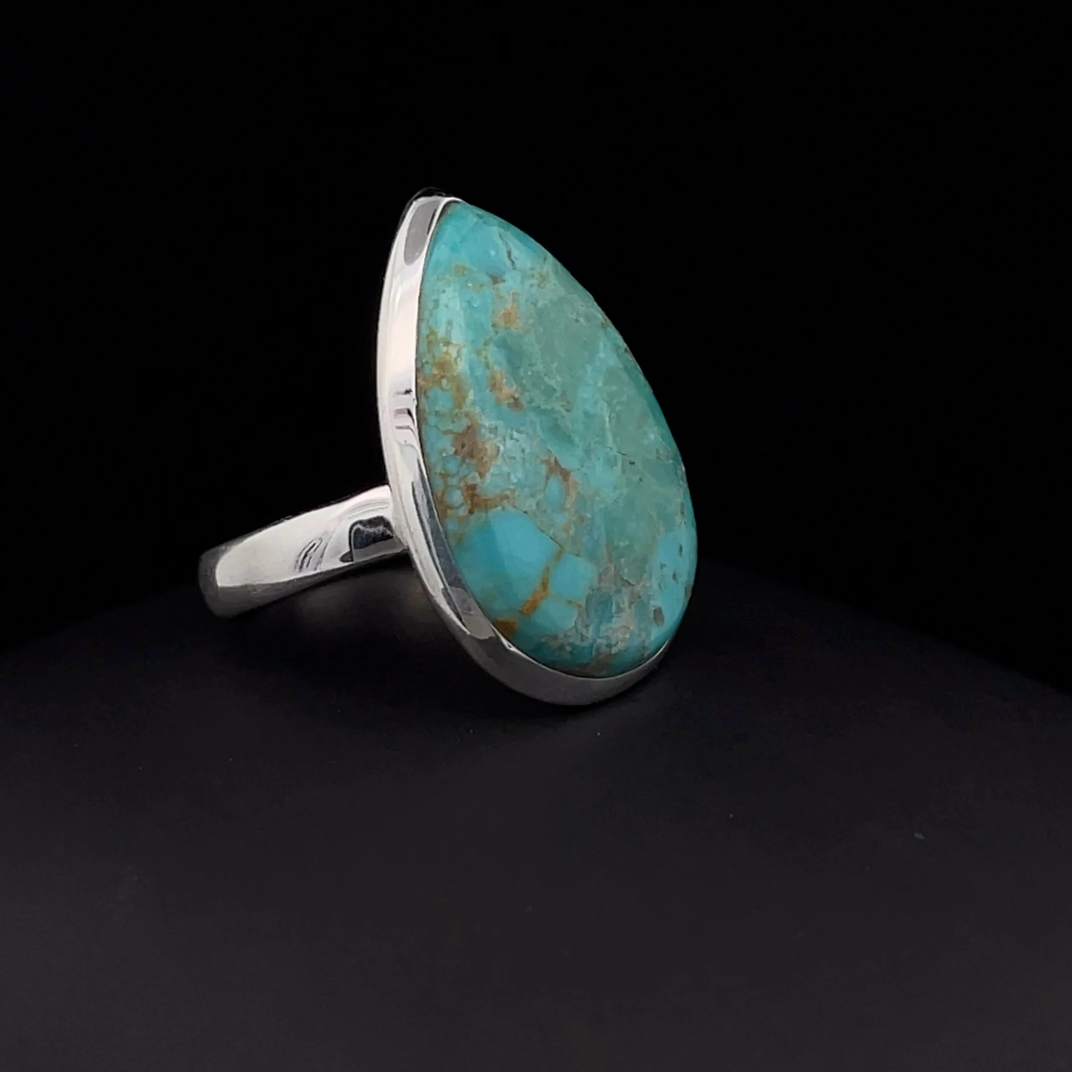 Sterling Silver Kingman Turquoise Ring Size 7 - Image 2