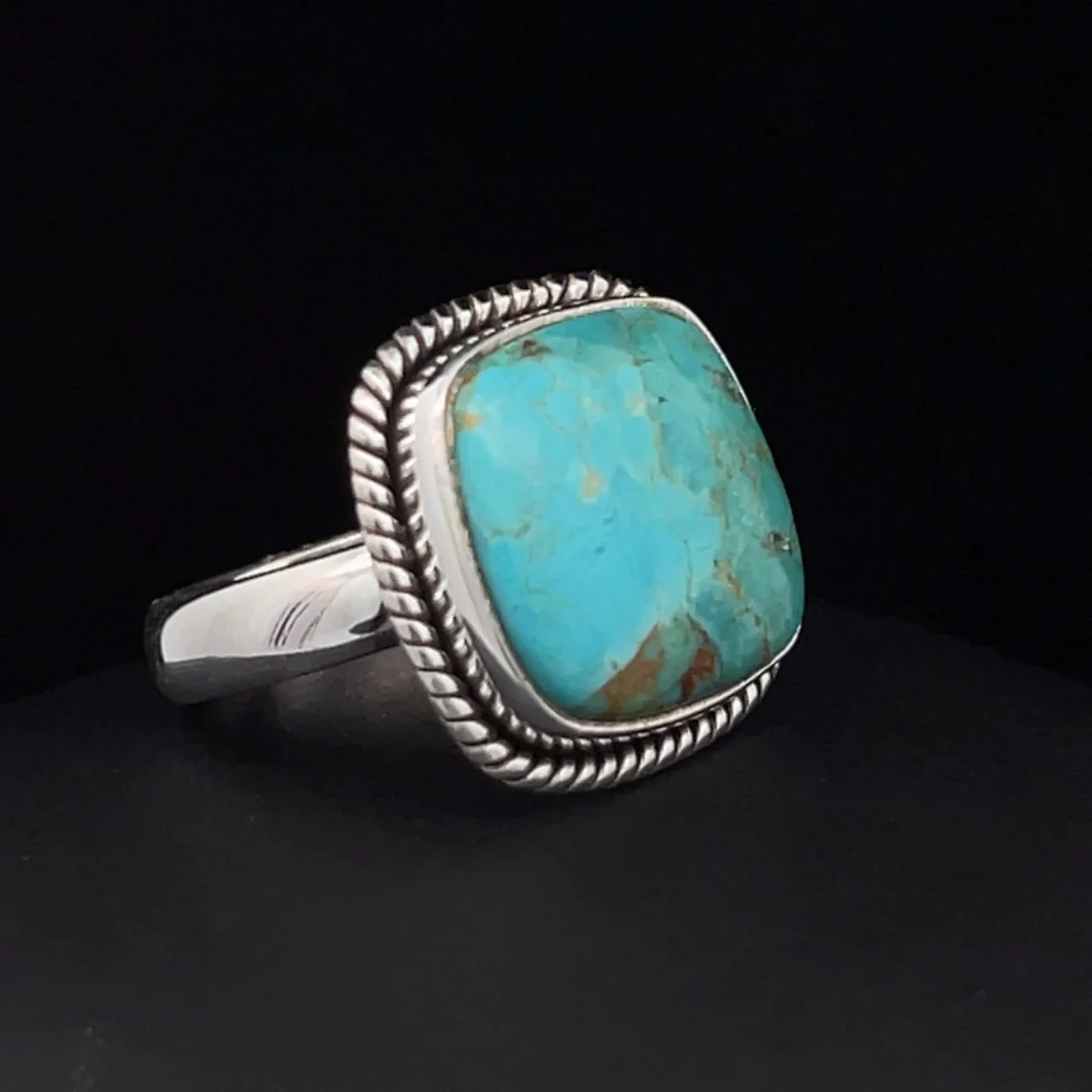 Sterling Silver Kingman Turquoise Ring Size 6.5 - Image 2