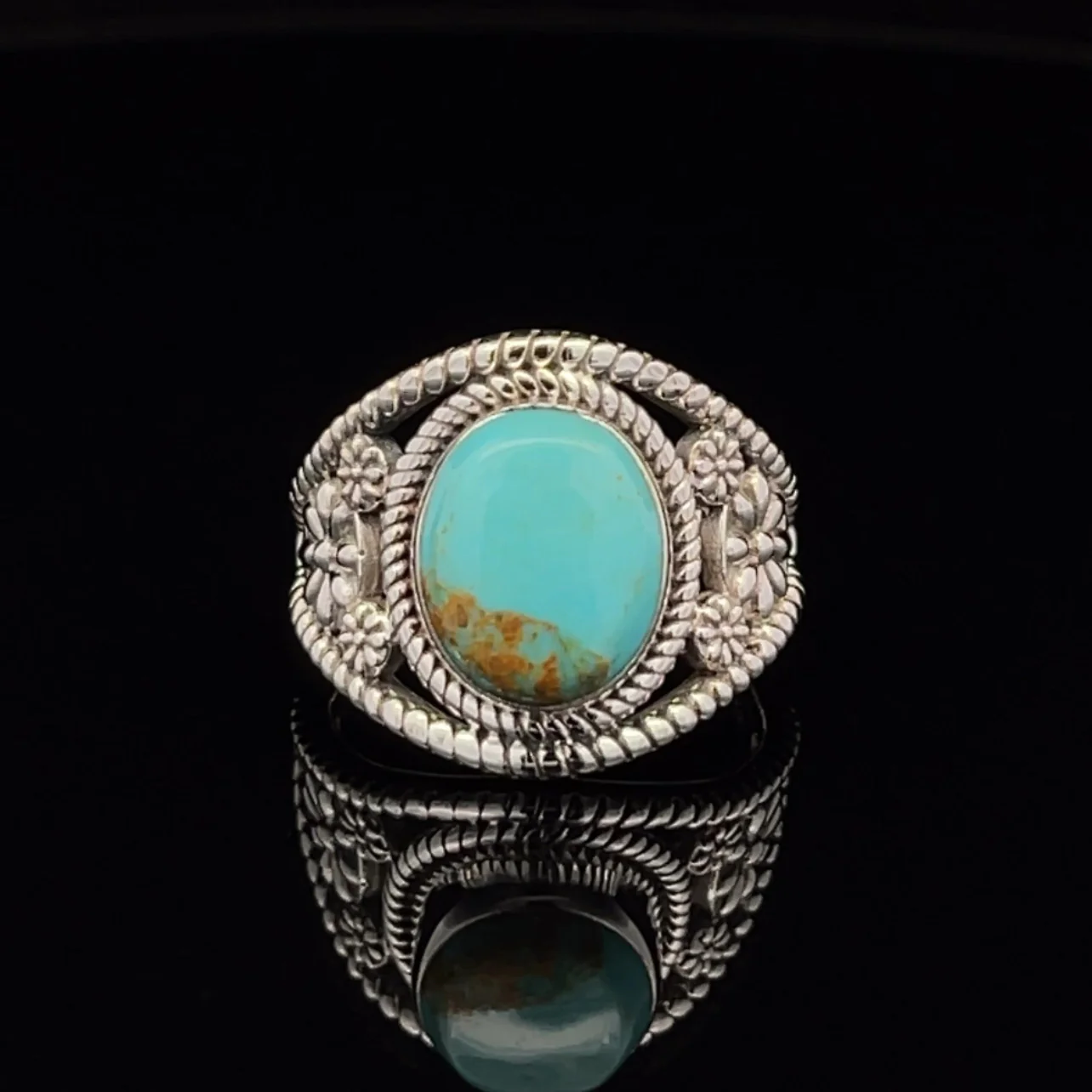 Sterling Silver Kingman Turquoise Ring Size 6.5