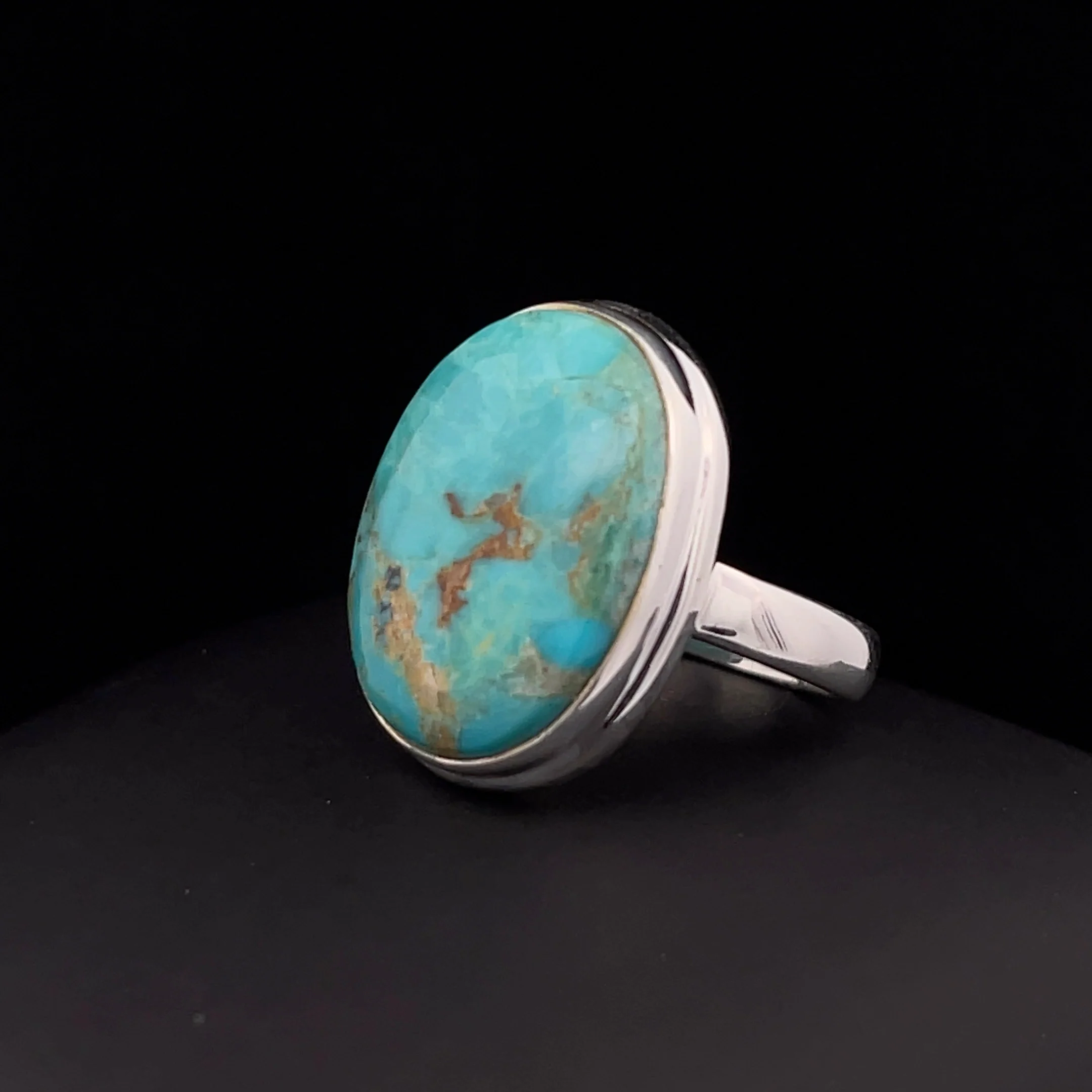 Sterling Silver Kingman Turquoise Ring Size 7 - Image 3