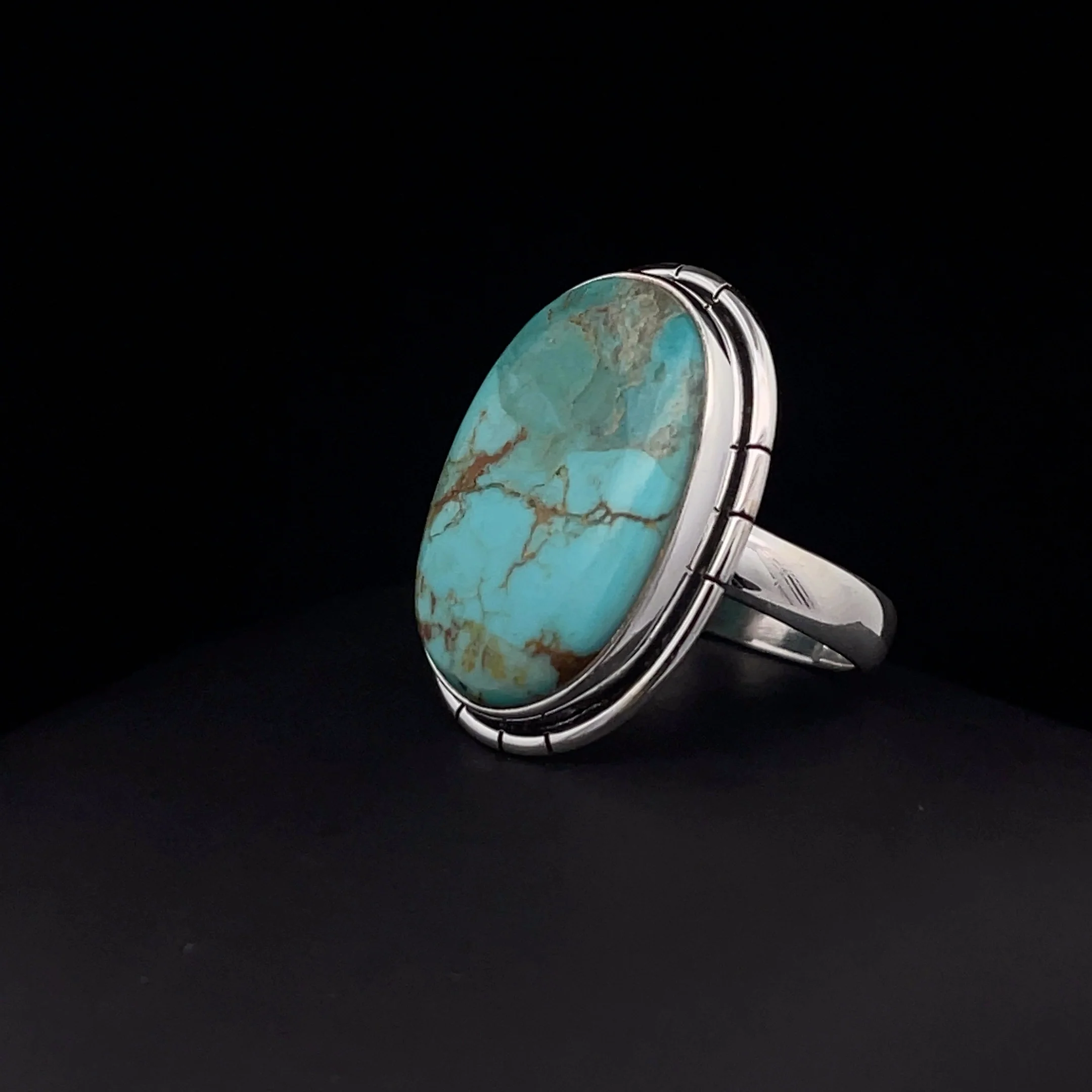 Sterling Silver Kingman Turquoise Ring Size 7 - Image 2
