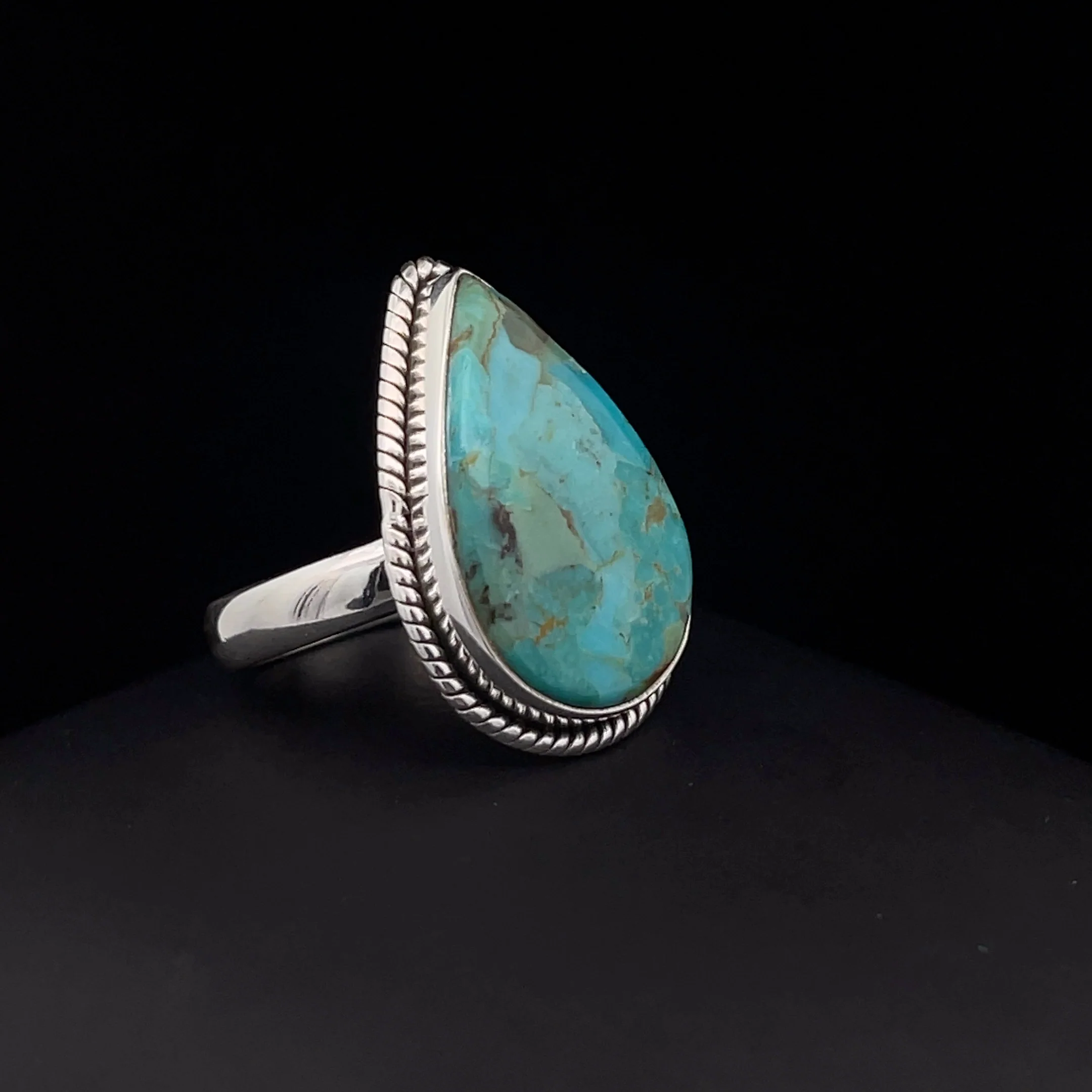 Sterling Silver Kingman Turquoise Ring Size 7 - Image 5