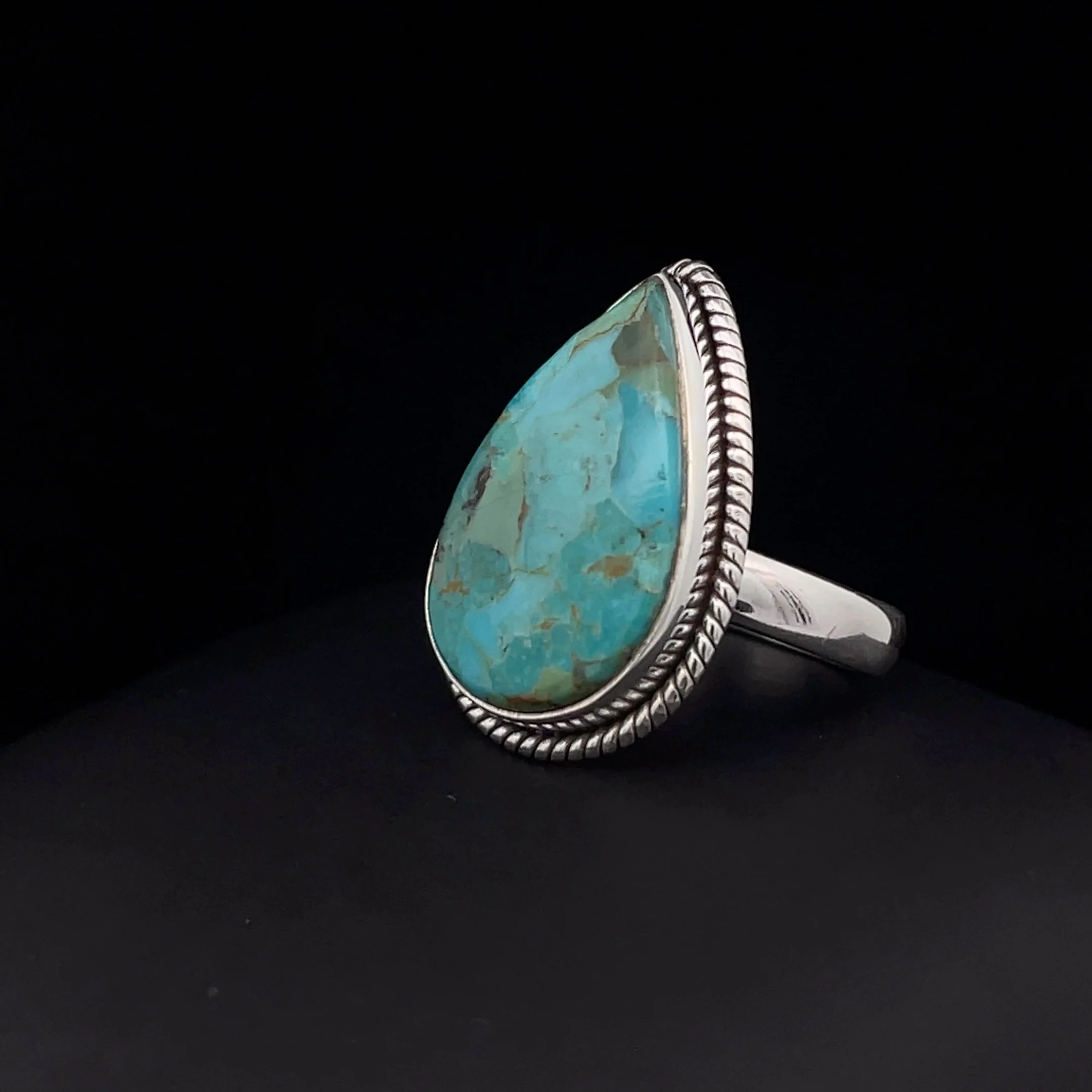 Sterling Silver Kingman Turquoise Ring Size 7 - Image 6