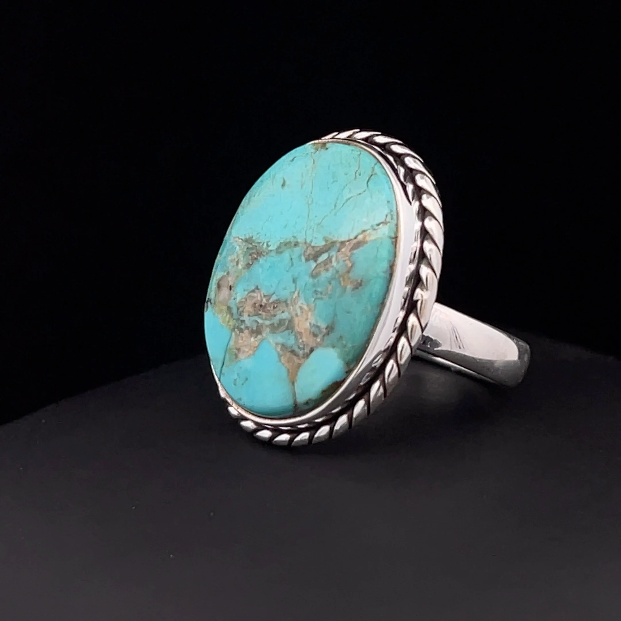 Sterling Silver Kingman Turquoise Ring Size 7 - Image 3