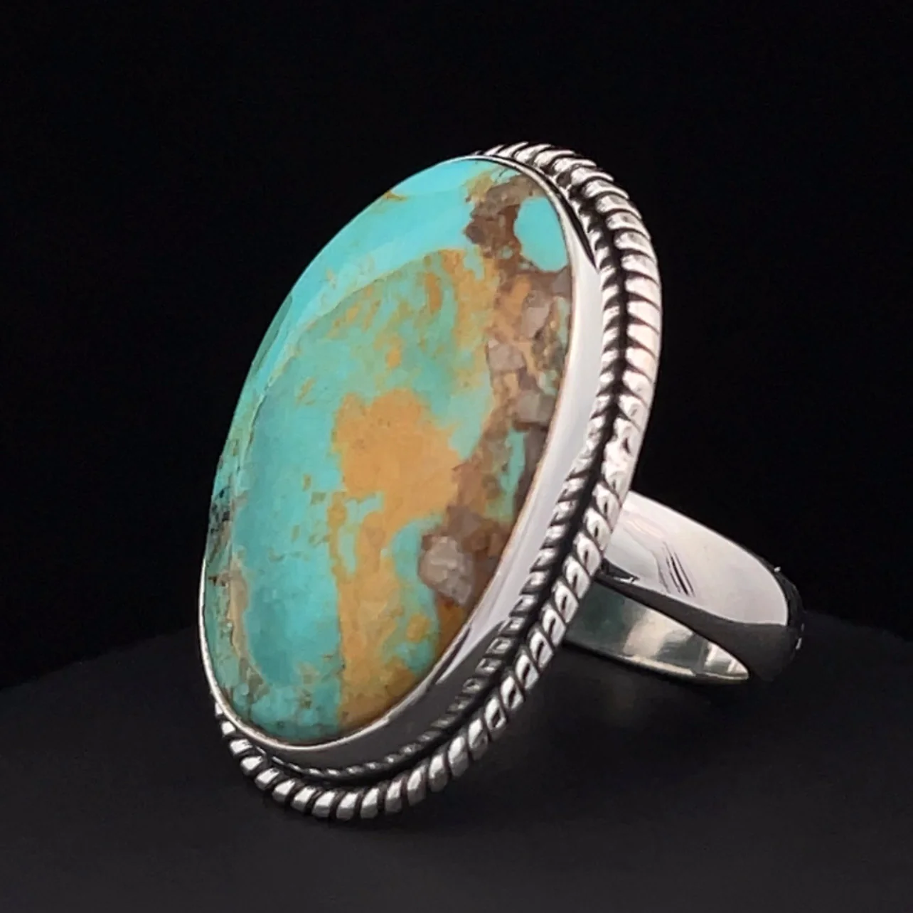 Sterling Silver Kingman Turquoise Ring Size 7 - Image 3
