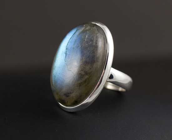 Sterling Silver Labradorite Ring Size 7 - Image 2