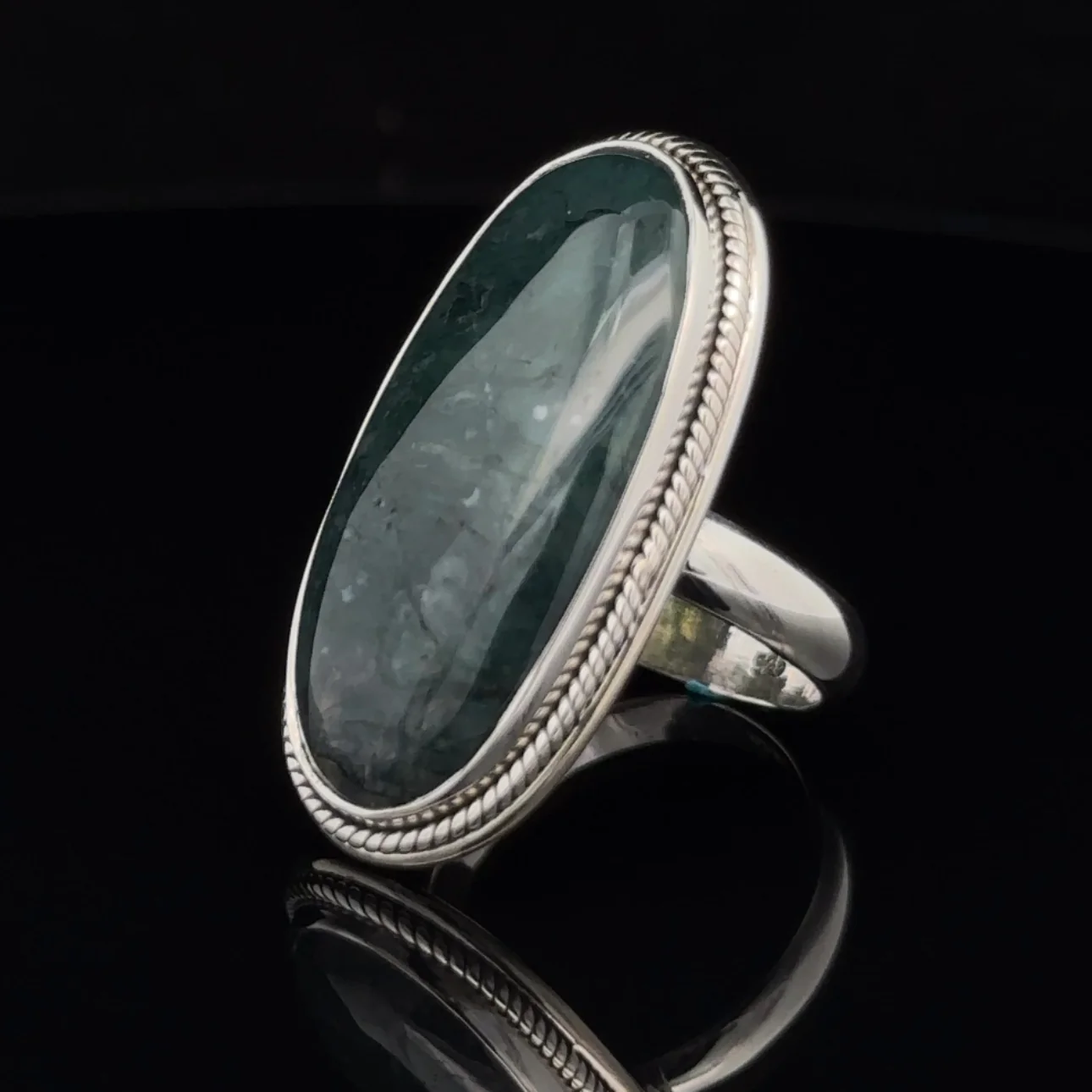 Sterling Silver Moss Agate Ring Size 7 - Image 3