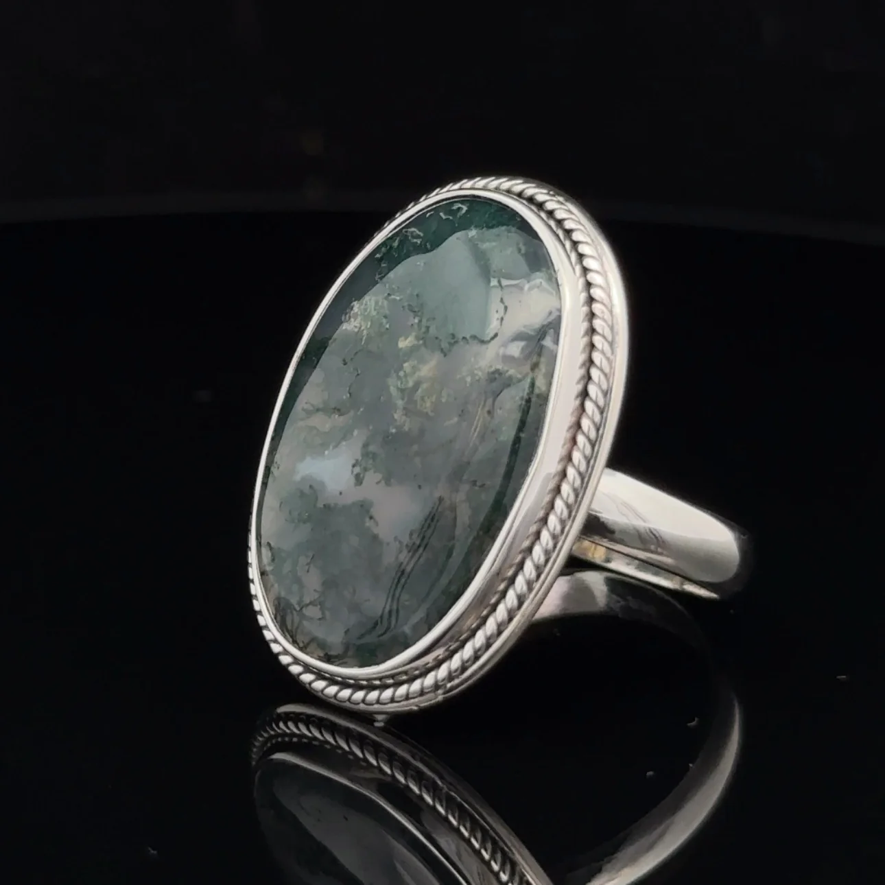 Sterling Silver Moss Agate Ring Size 11 - Image 2