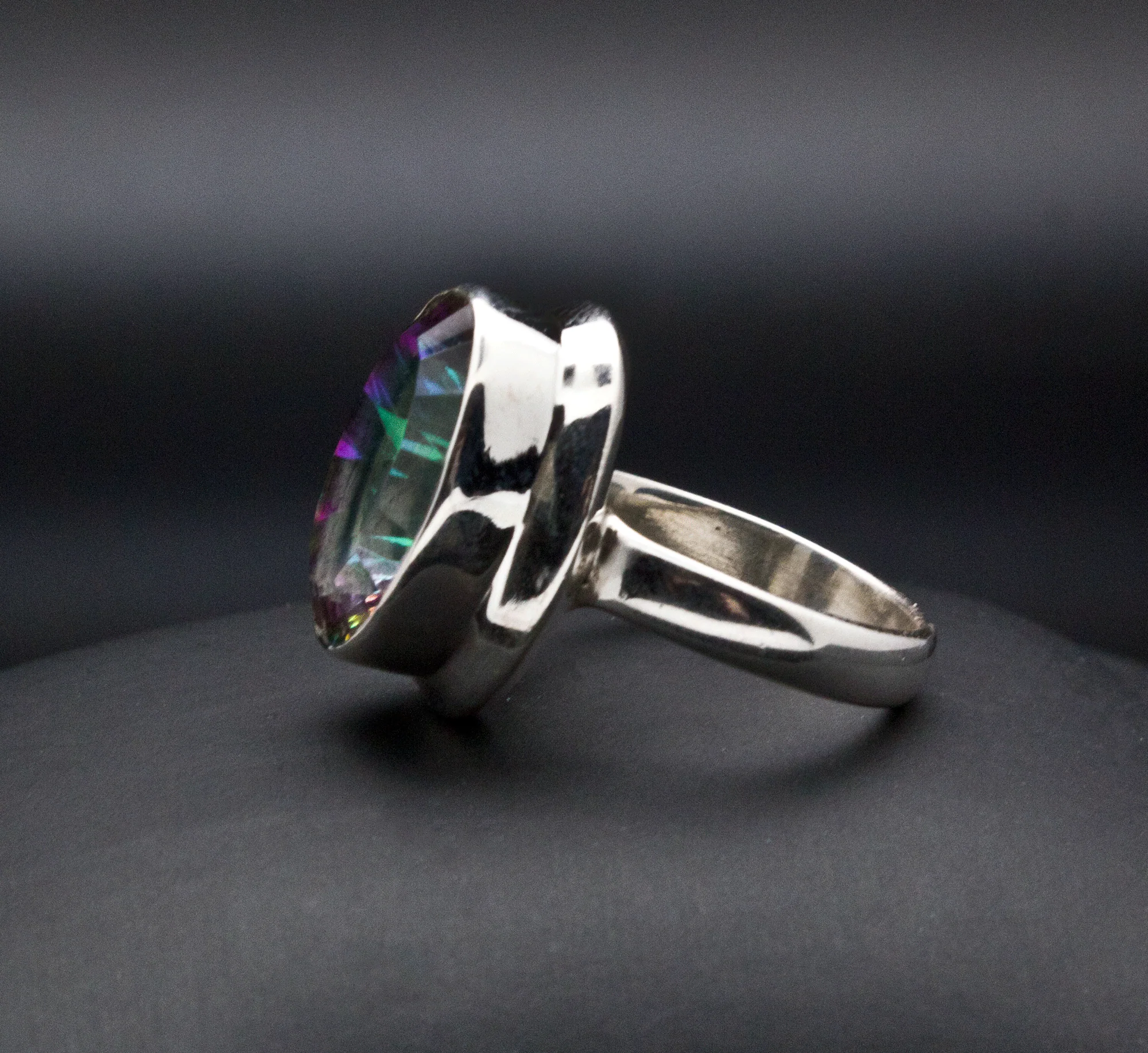 Sterling Silver Mystic Topaz Ring Size 7 - Image 3