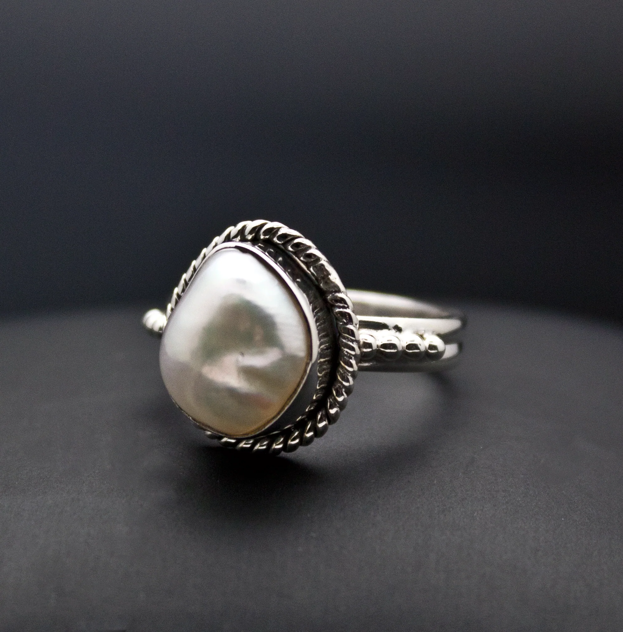 Sterling Silver Pearl Ring Size 5.5 - Image 2