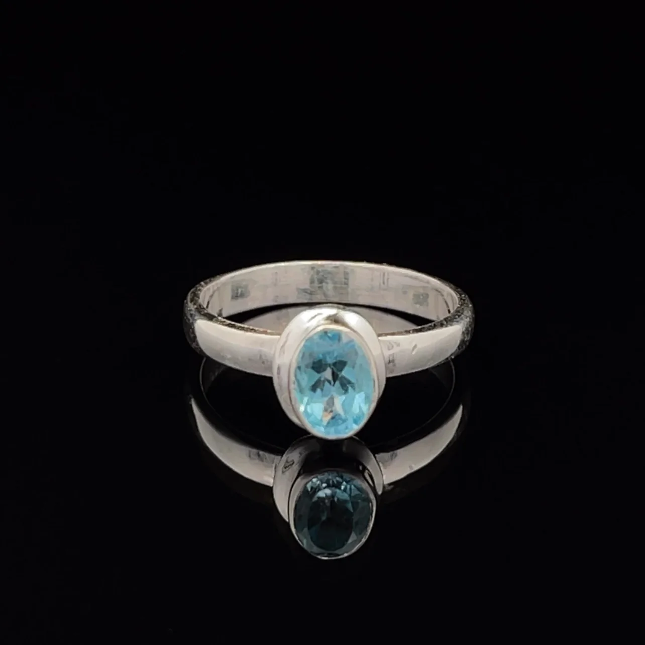 Sterling Silver Swiss Topaz Ring Size 7