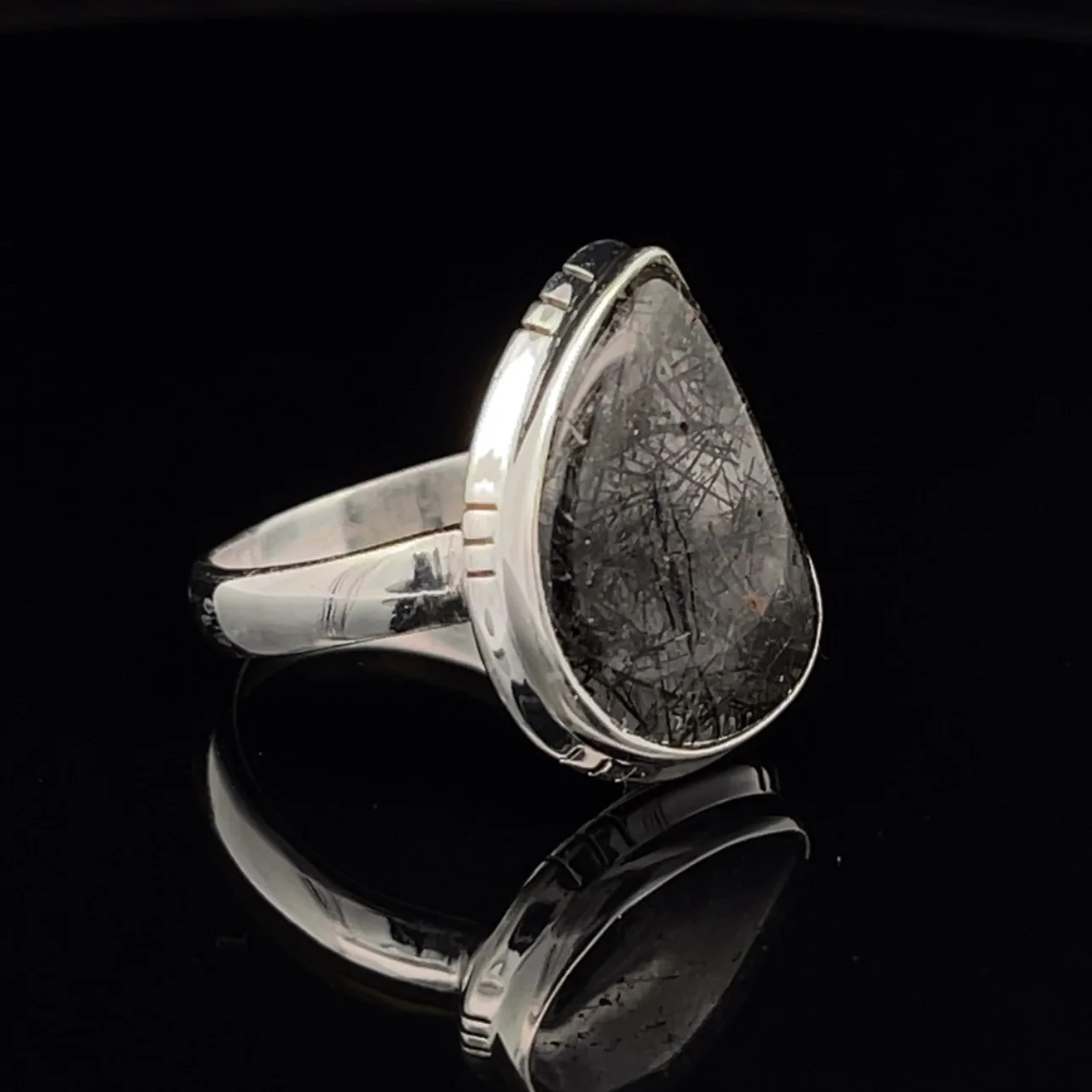 Sterling Silver Tourmalated Quartz Ring Size 8 - Image 2