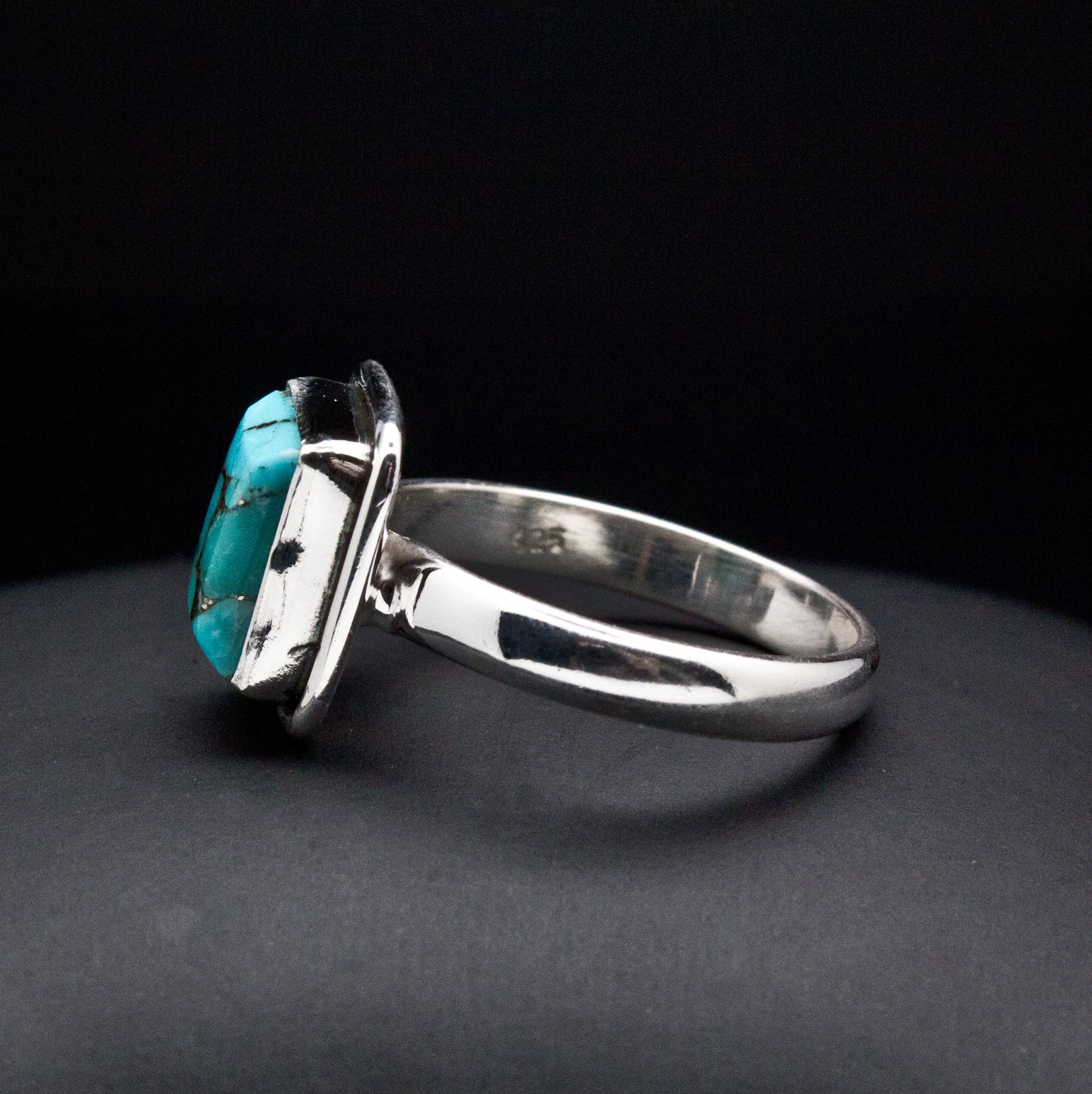 Sterling Silver Turquoise Ring Size 7 - Image 3