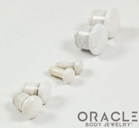 White Agate Single Flare Plugs - Image 2